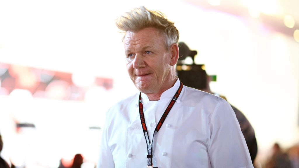 Gordon Ramsay leaves fans divided over 'toxic' stance on 'rude' restaurant habit