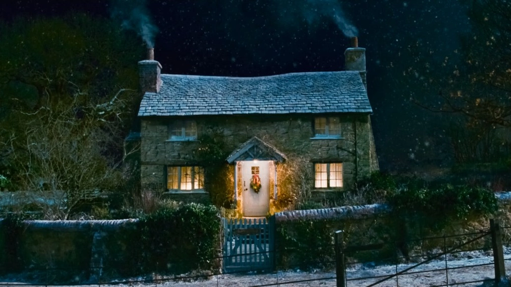 Sad truth behind The Holiday cottage exposed by Jude Law