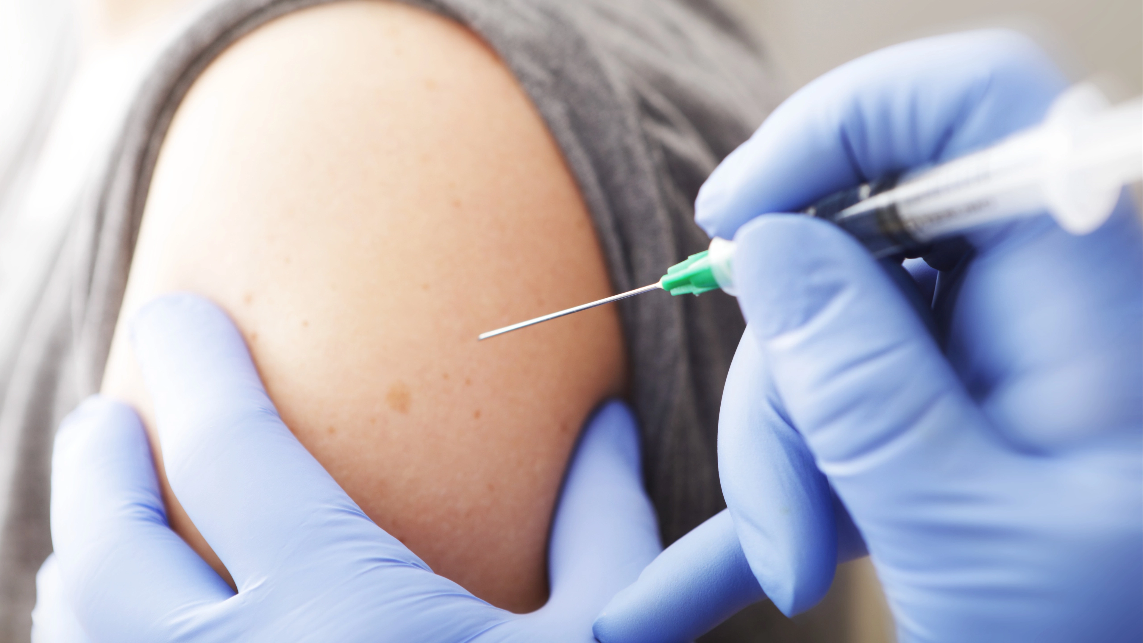If you’re getting a flu jab this winter - you need to look out for these five red flags afterwards