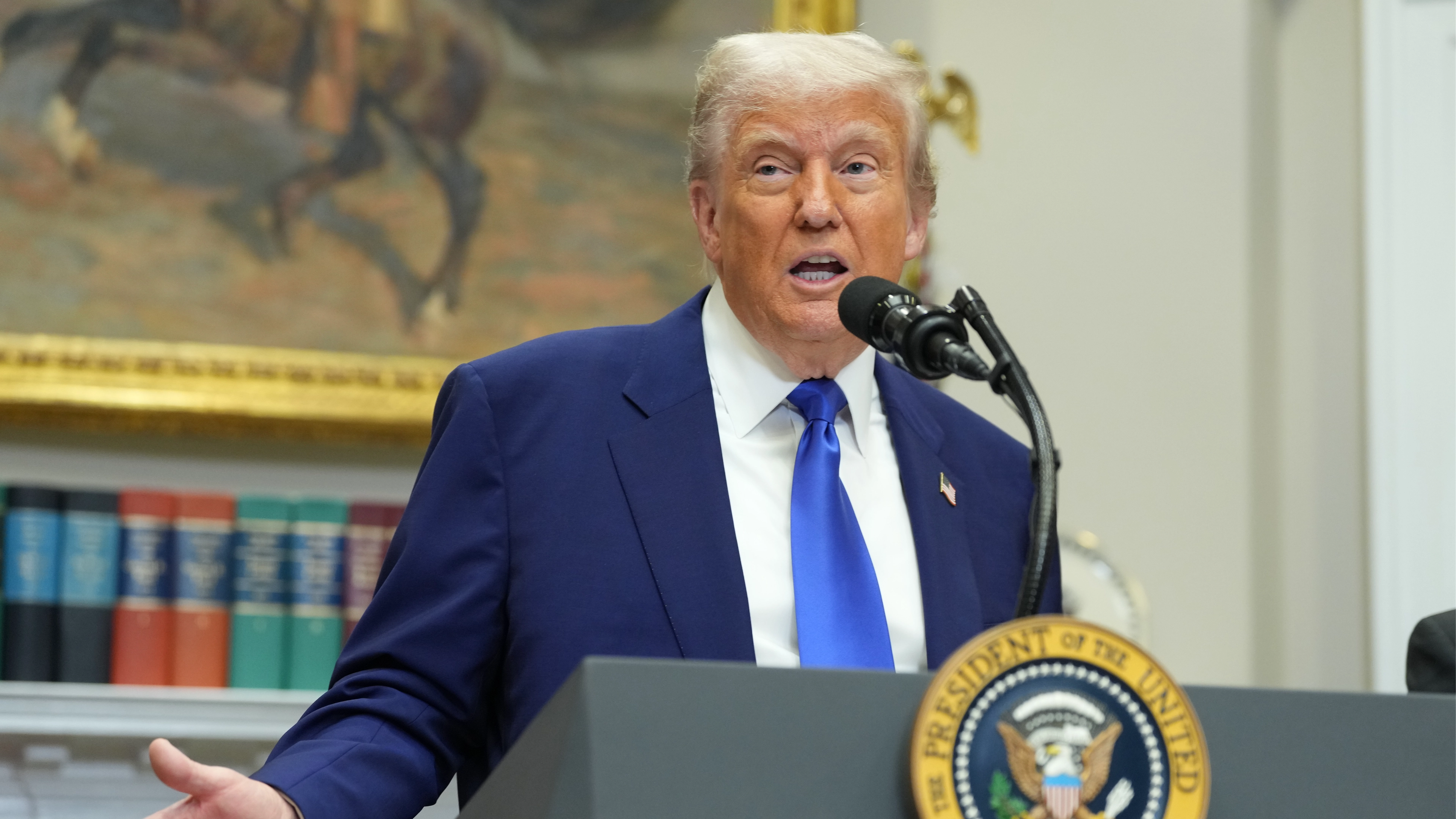 Donald Trump makes surprisingly savage comment about friend's weight and people can’t believe it