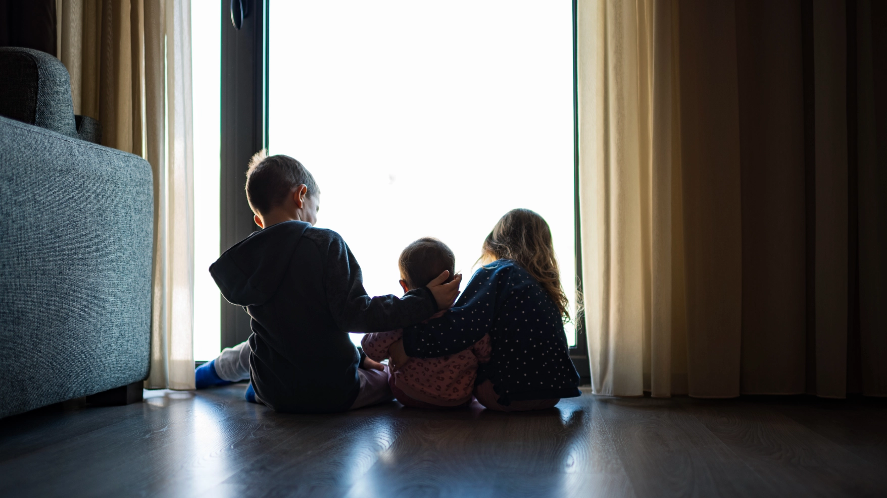 People in tears after realising tragic future if you have 3 siblings
