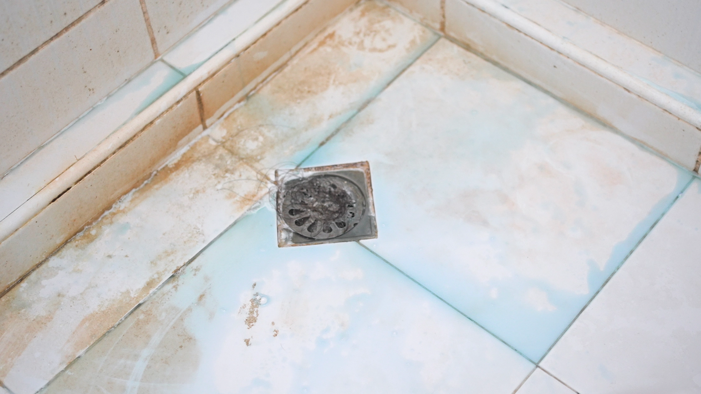 Doctor has warning for anyone who notices ‘pink slime’ in their bathroom 