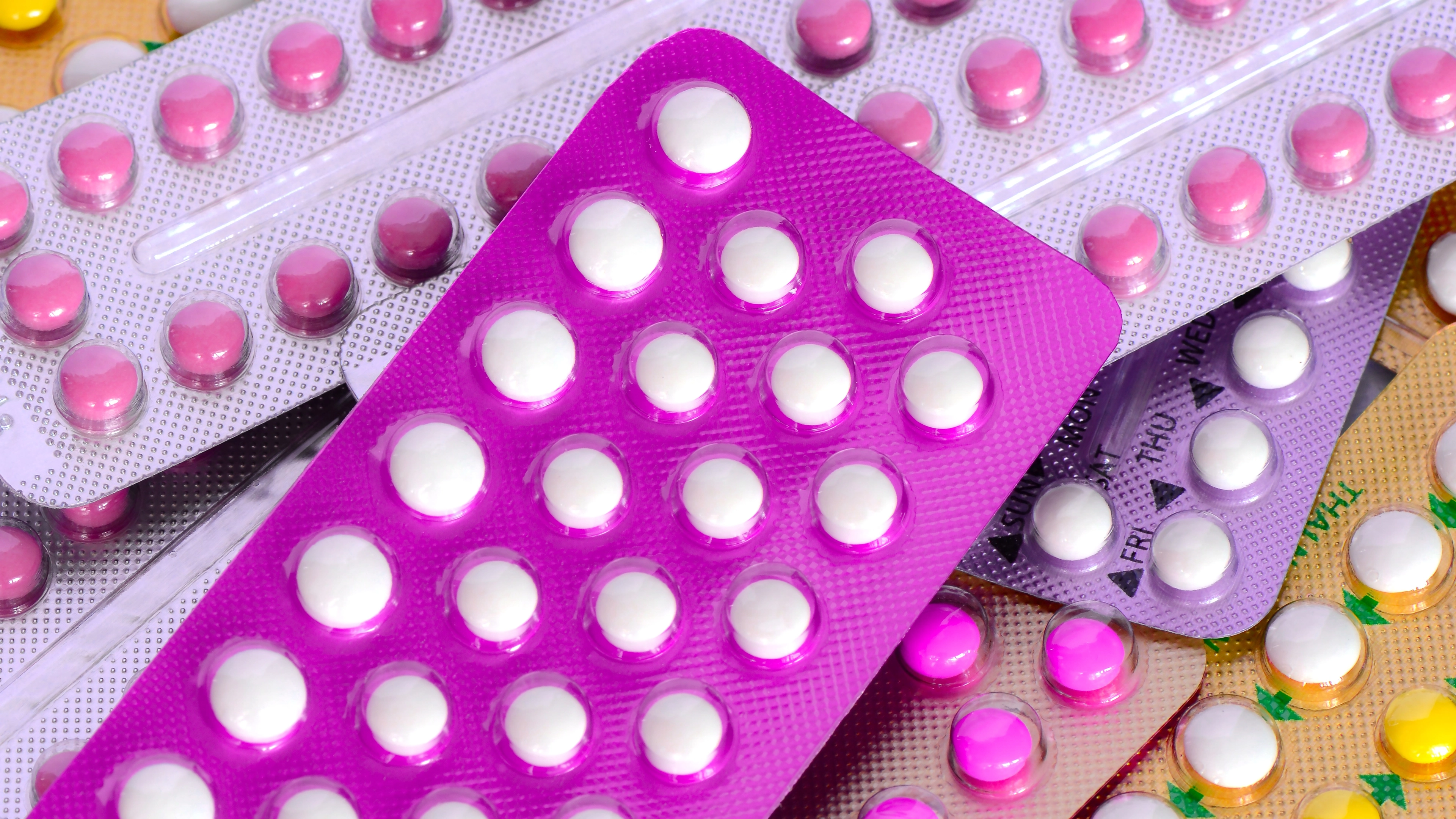 Hundreds of women considering legal action over 'faulty birth control pills'