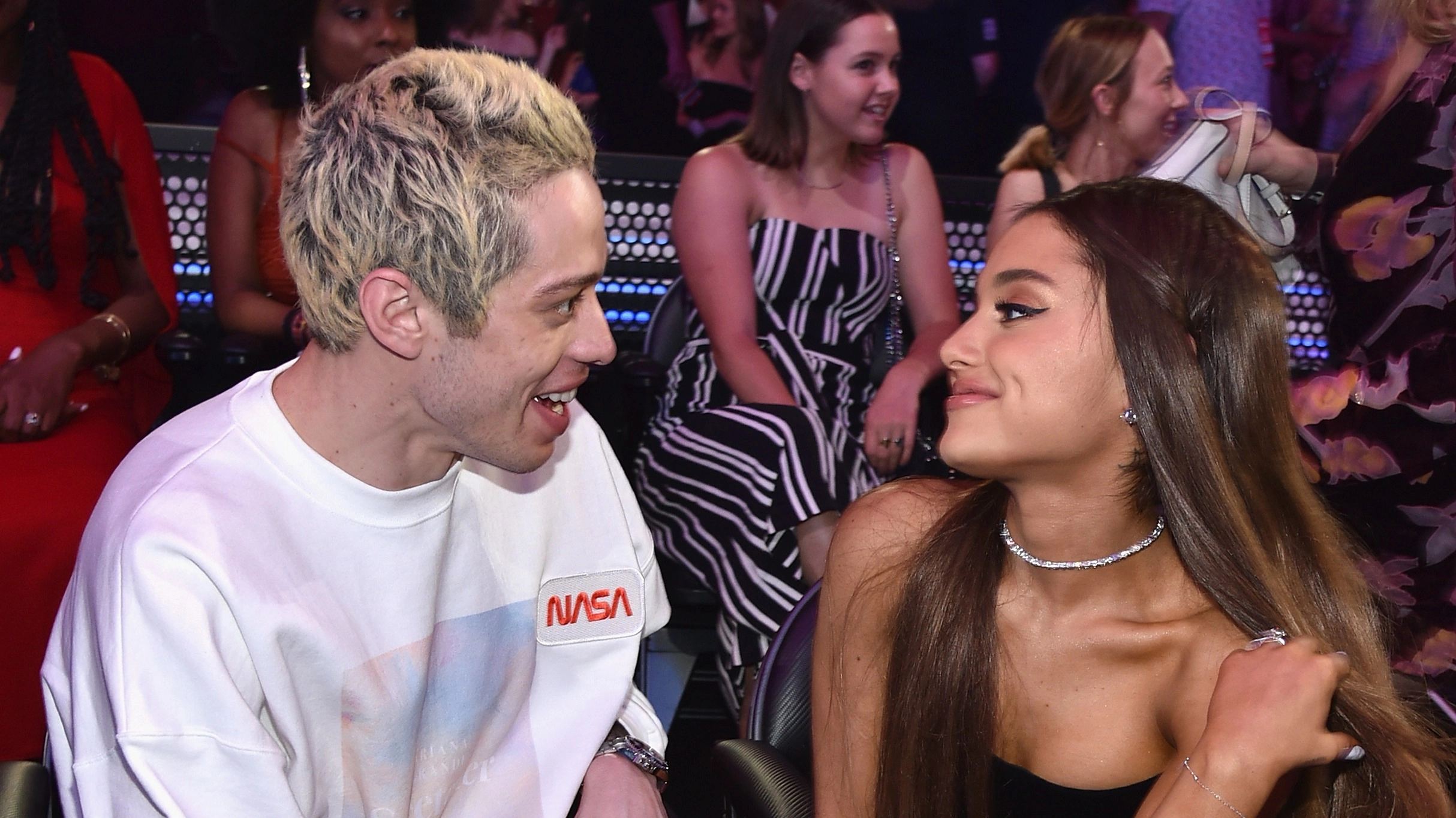 Pete Davidson issues important message after Ariana Grande exposed size of his manhood