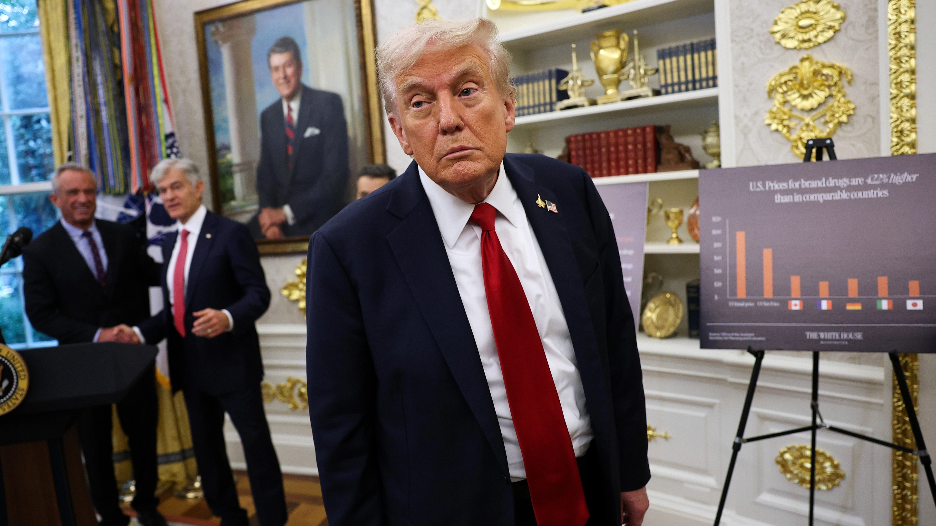 Donald Trump proposes $2,000 check for 'American people' as one sad point is raised