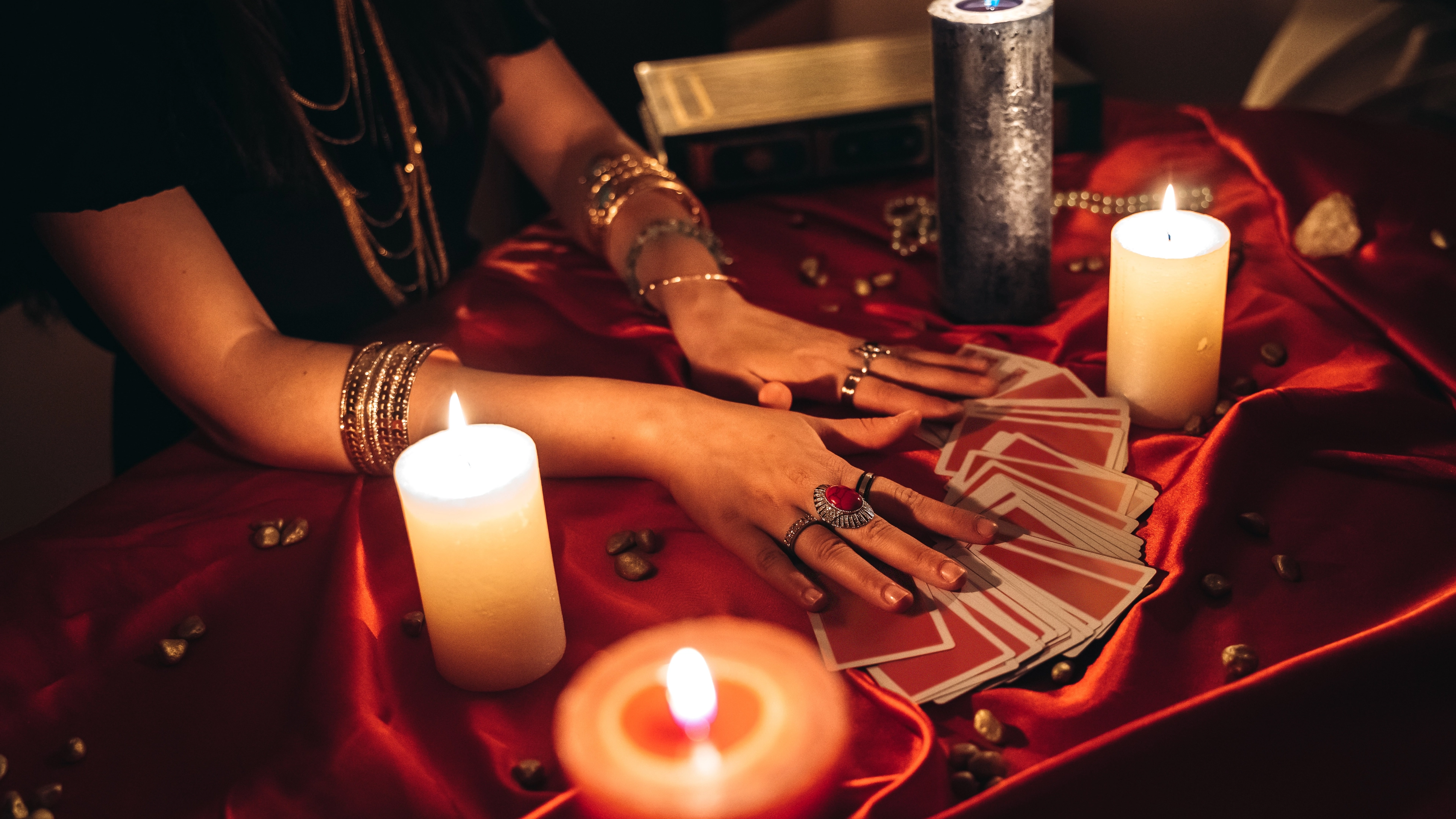 Medium reveals one smell that could actually be a loved one trying to contact you from beyond the grave