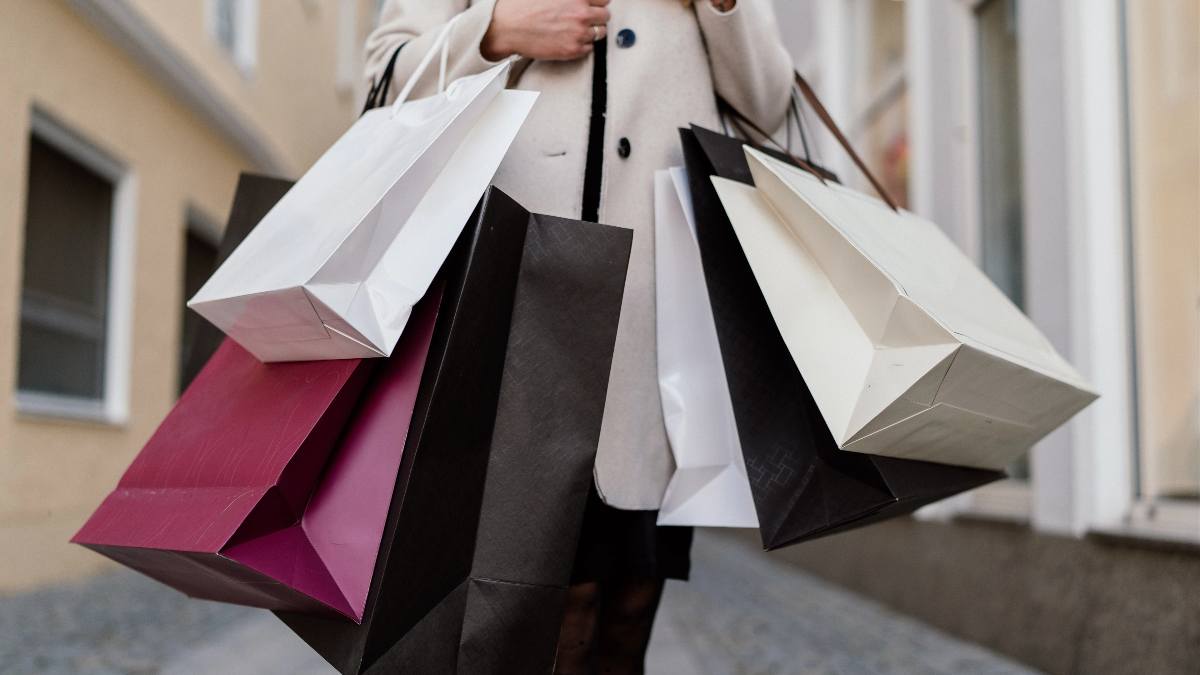 Warning issued over ‘misleading’ Black Friday deals as you may not be saving any money at all