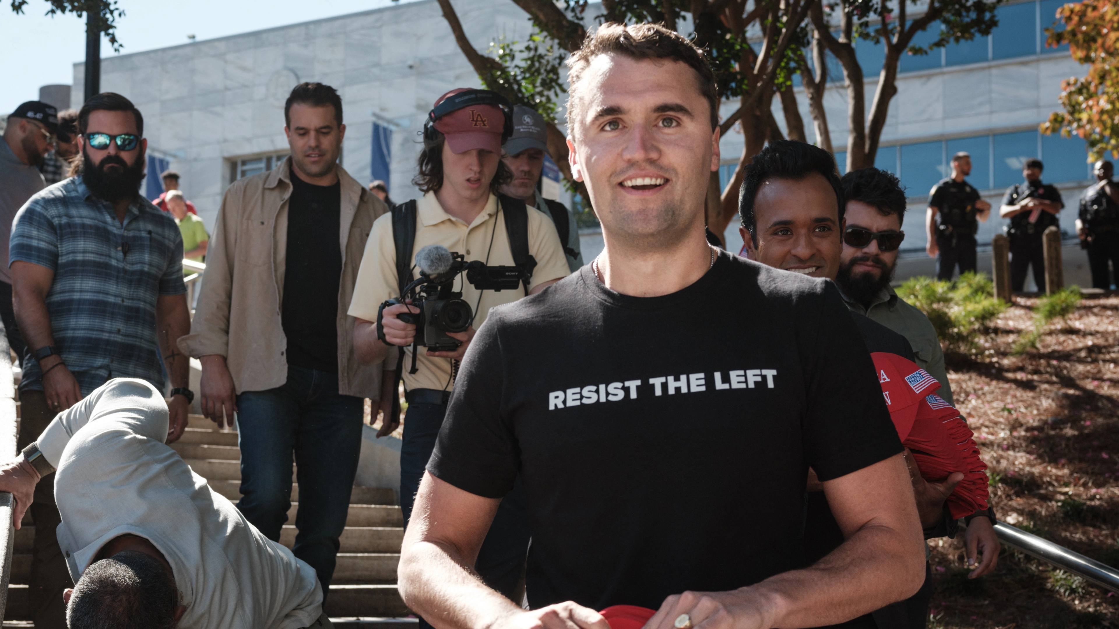 Body language expert debunks conspiracy theory about why Charlie Kirk tilted his head to the right after being shot