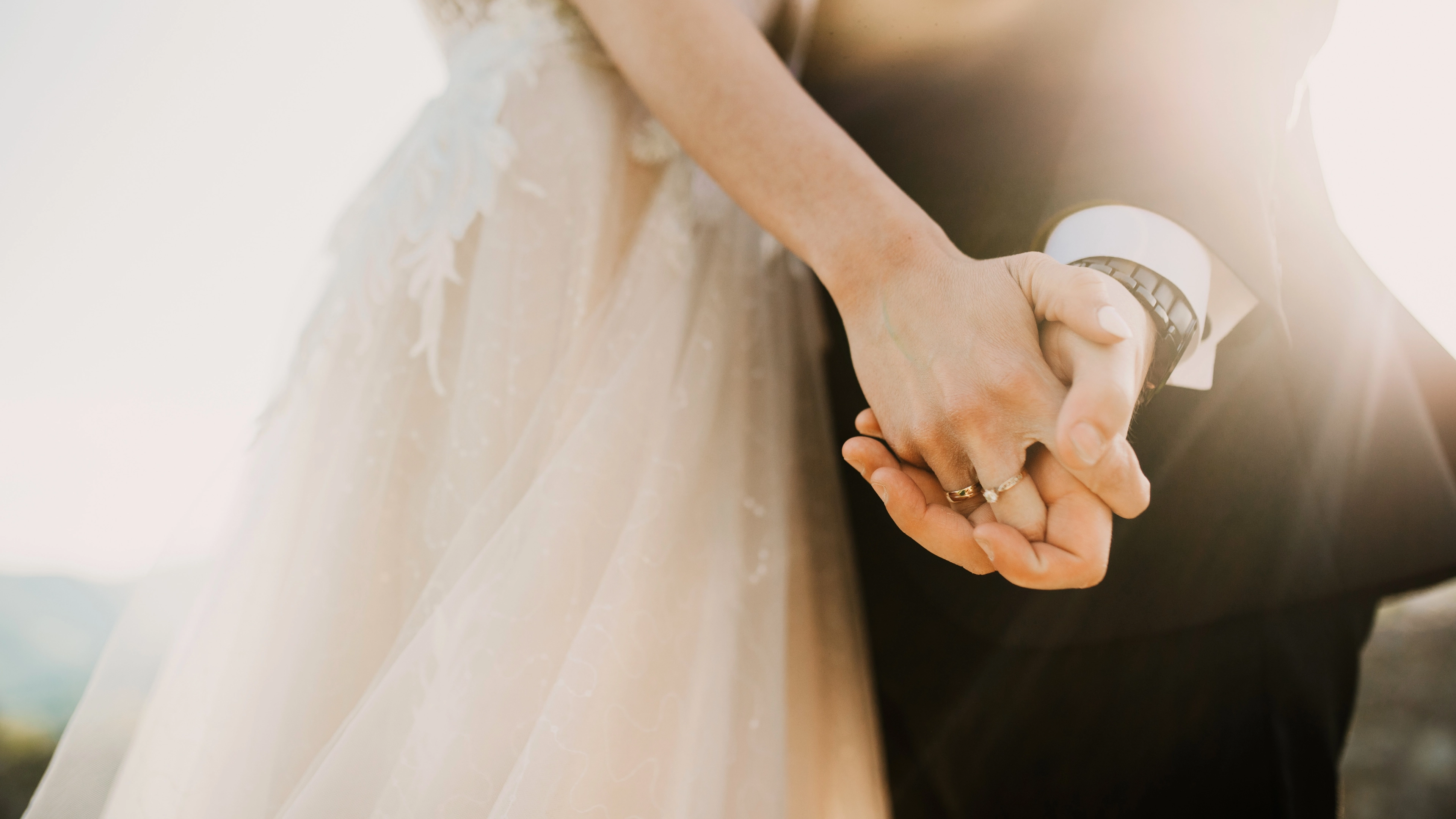 Man in ‘lavender marriage’ explains why he won’t leave wife despite no sex life