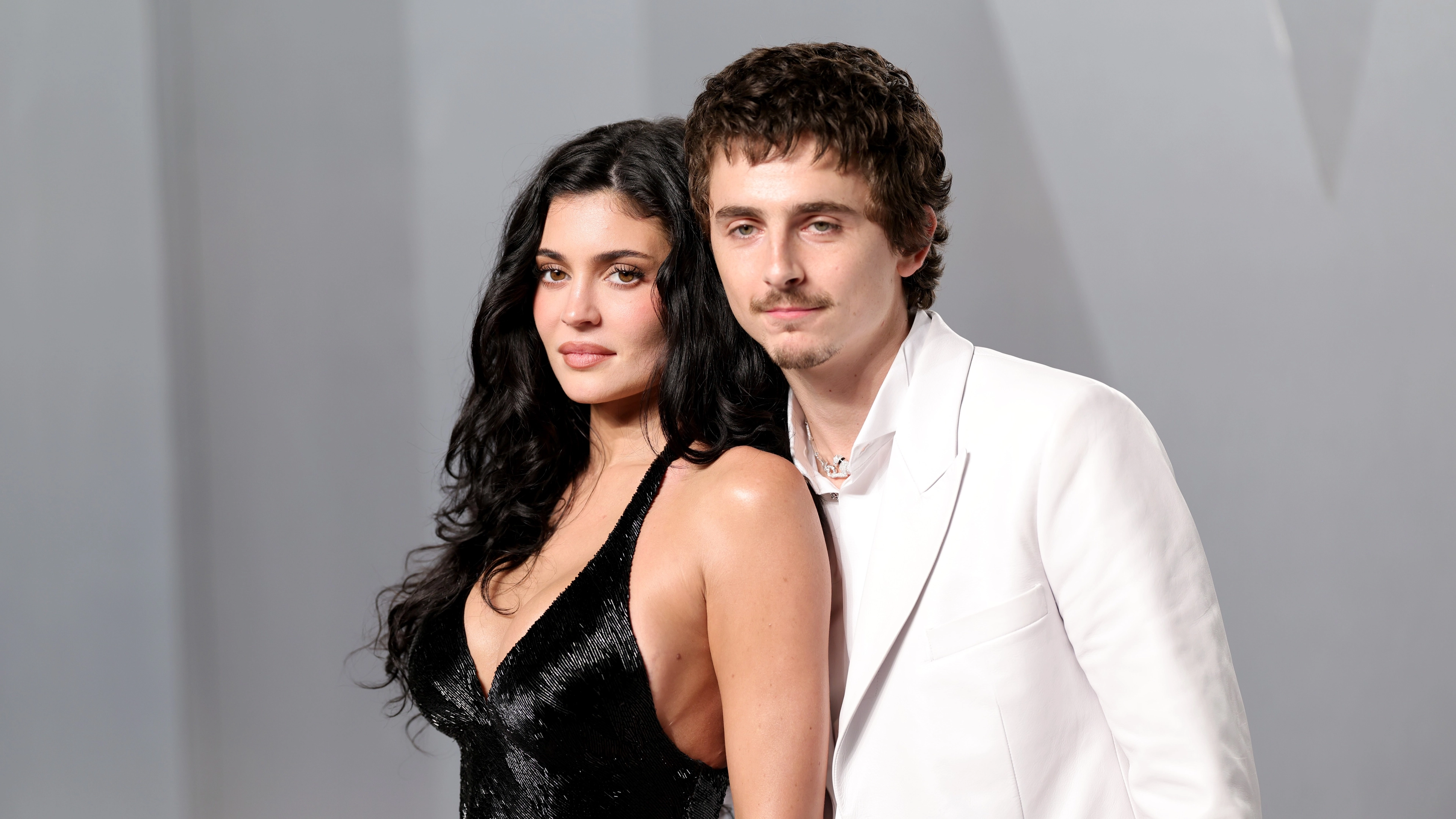 Kardashian curse explained as Kylie Jenner blamed for Timothée Chalamet’s Oscar loss