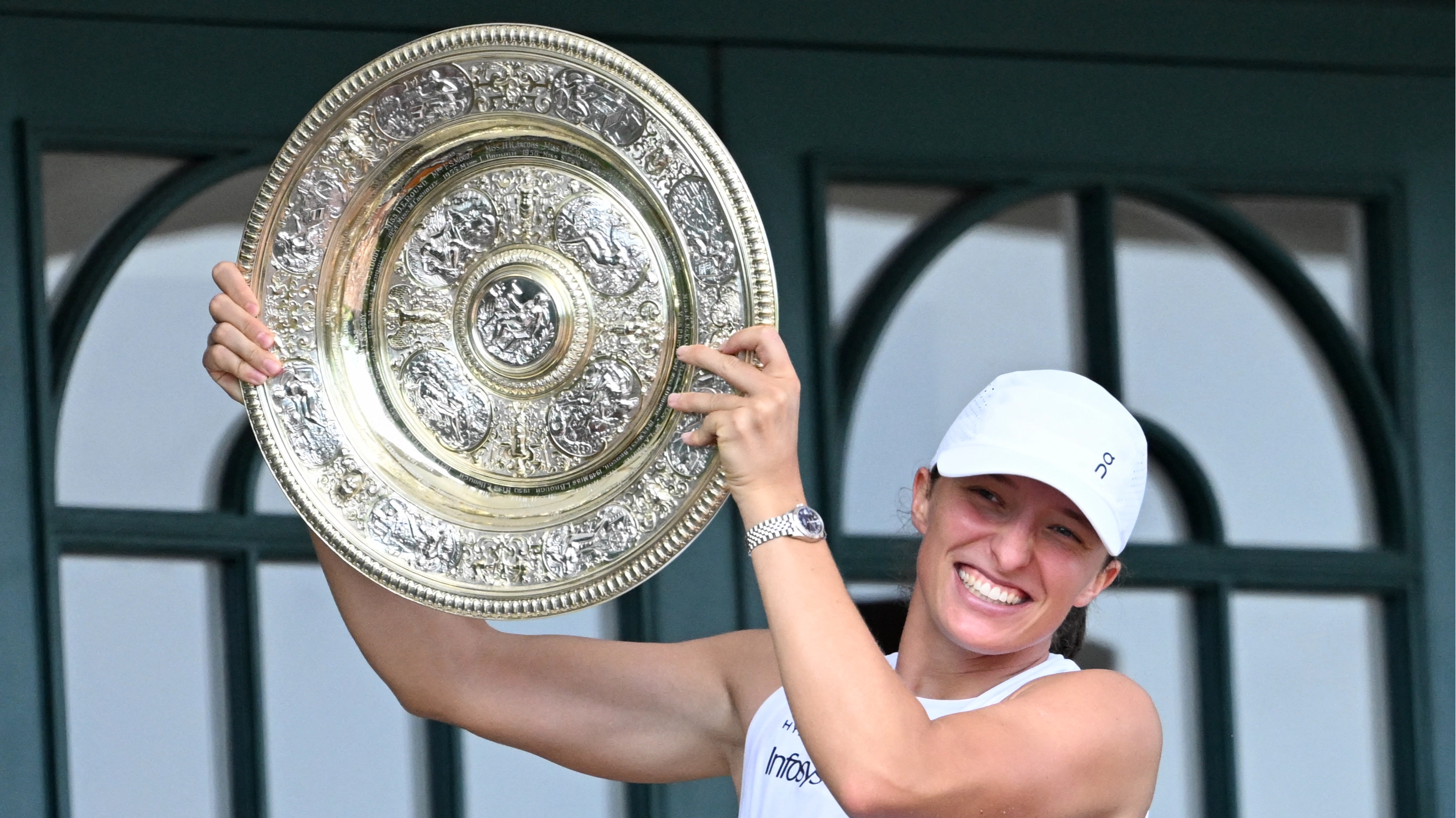 Wimbledon winner has trophy taken away from her moments after victory over surprising rule