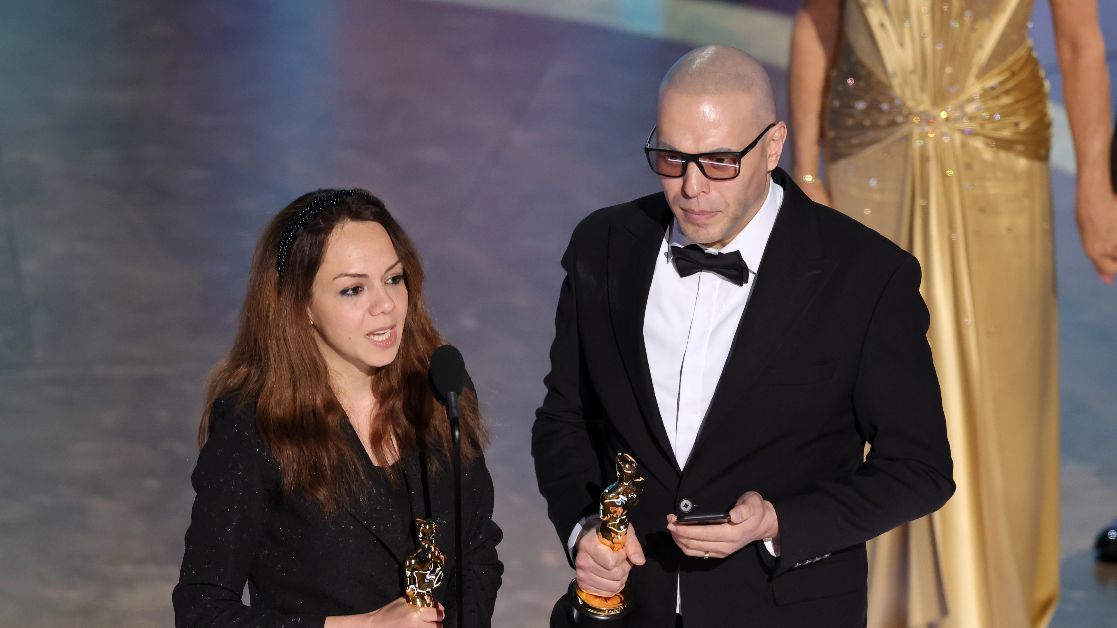 Emotional Oscars viewers make same point as Iranian winners apologise for English speaking abilities during speech