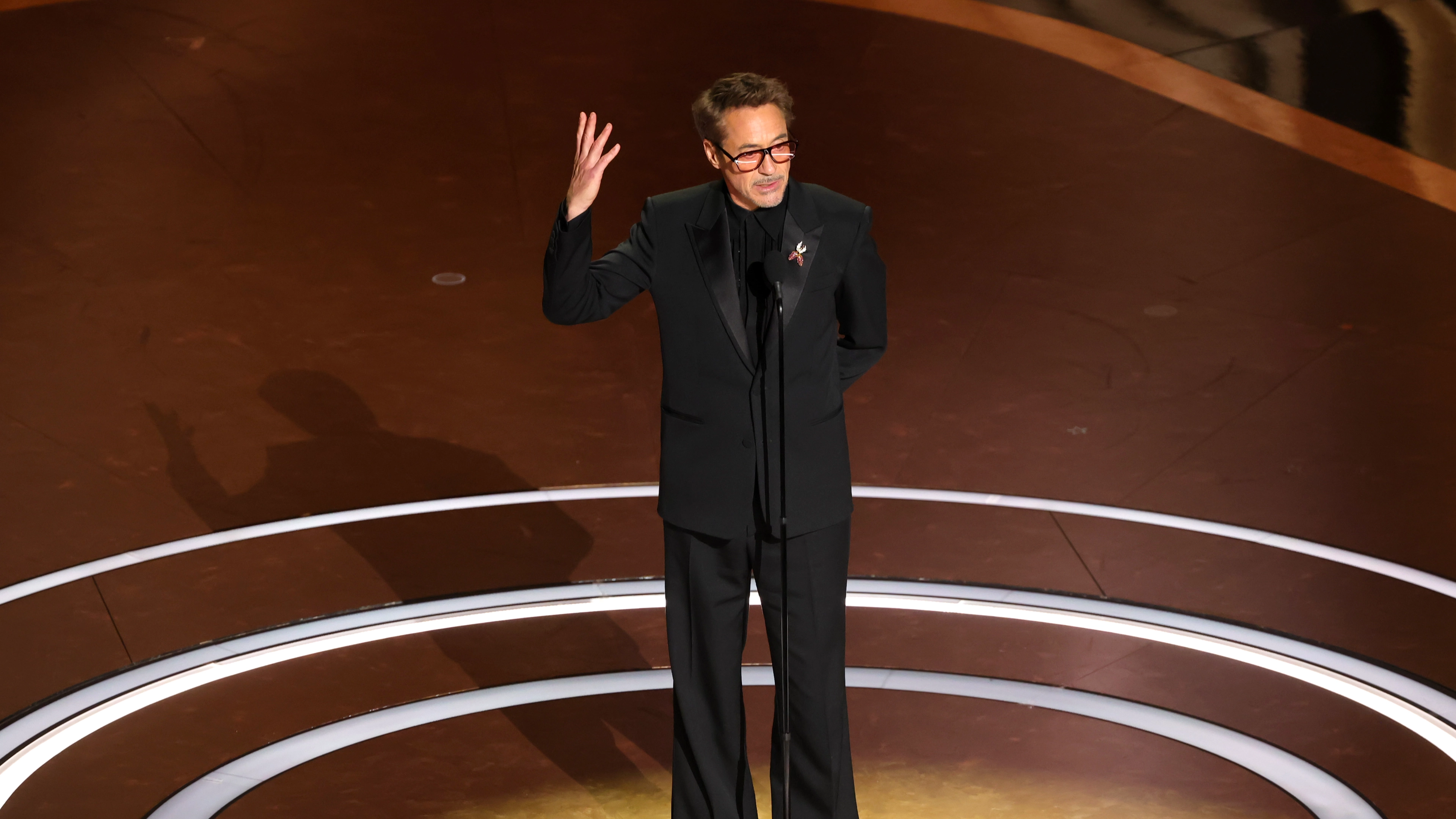 Reason why you see so many celebrities wearing red glasses now as Robert Downey Jr sports them during Oscars ceremony