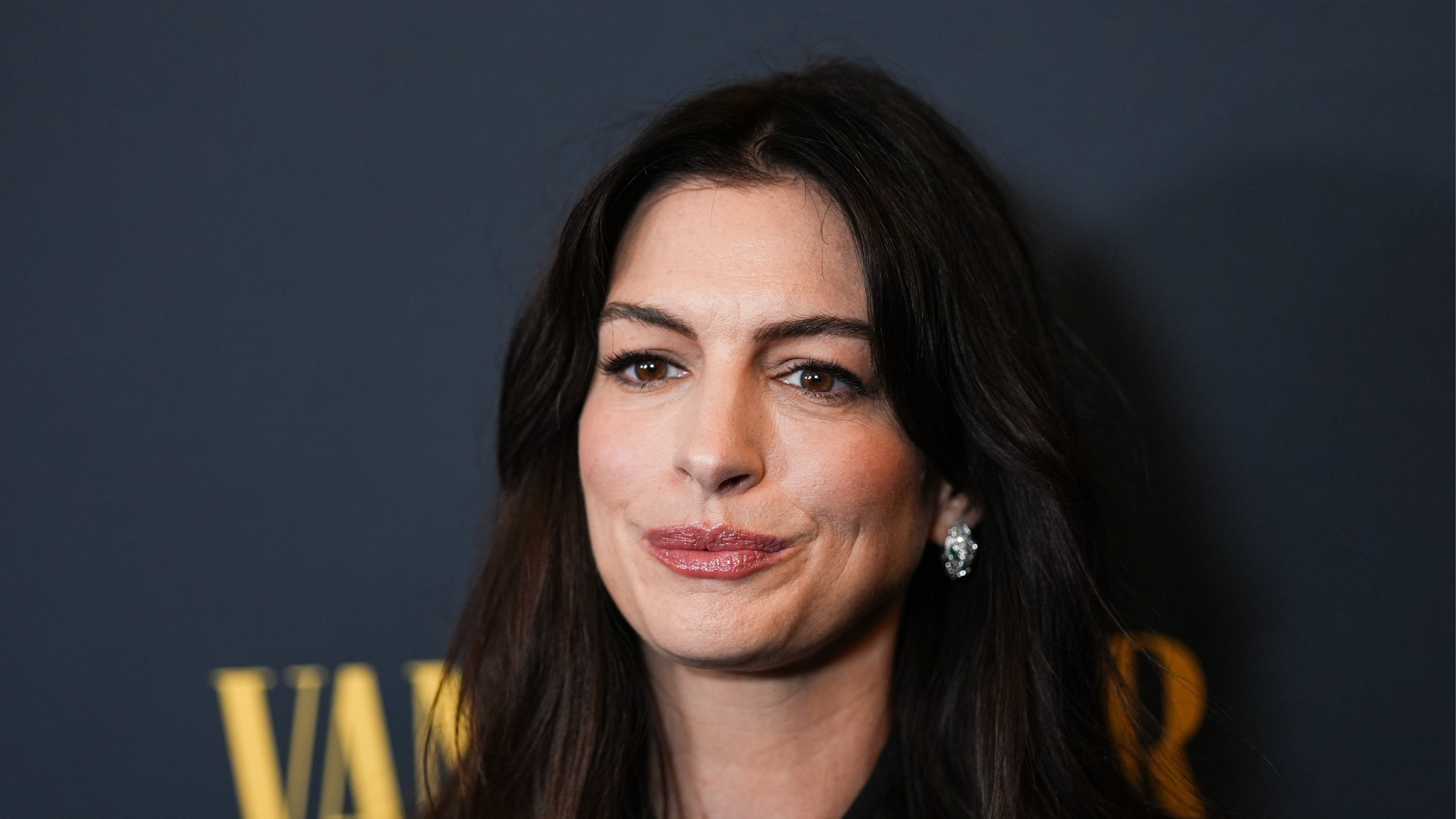 Shocked Anne Hathaway fans label her a ‘vampire’ after they find out her real age