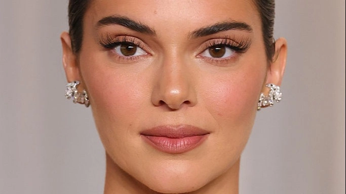 Kendall Jenner breaks her silence on Kylie’s Victoria’s Secret Fashion Show debut