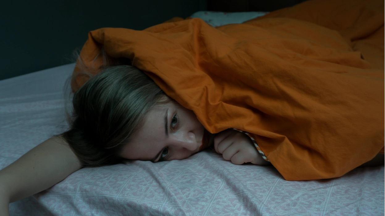 Sleep expert reveals why you might have woken up in the middle of the night last night