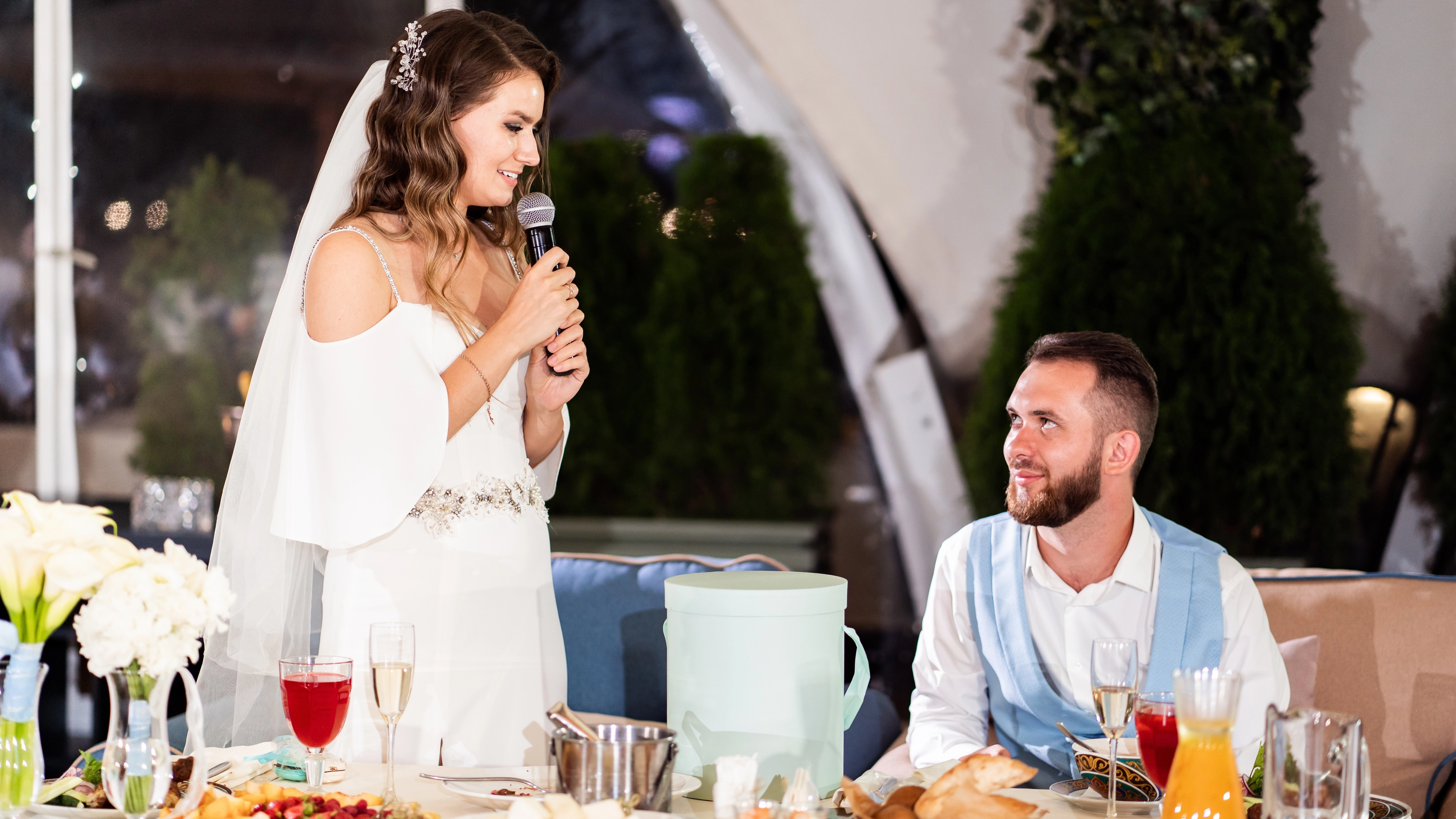 Woman exposed fiancé’s affair by reading out texts instead of vows at their wedding