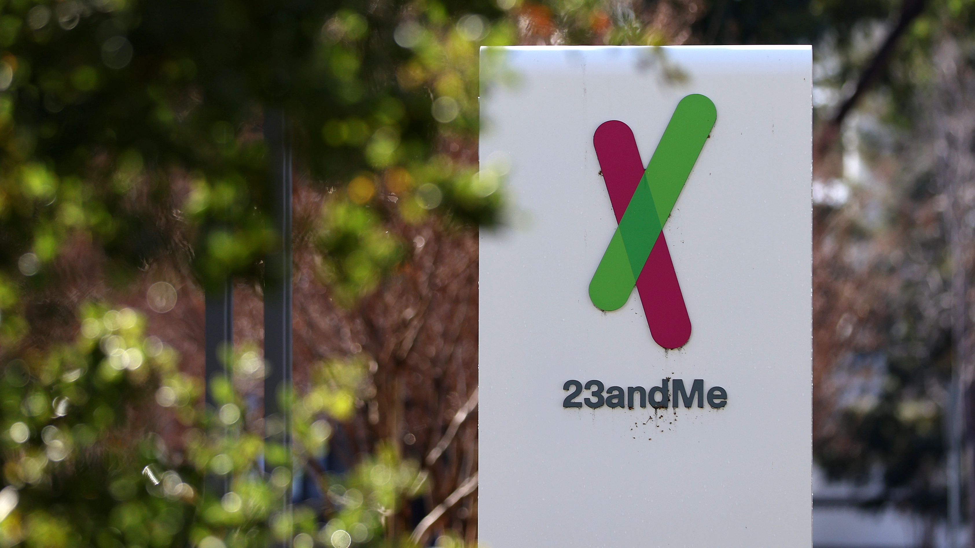 Urgent warning given to people who have used 23andMe DNA kits due to massive dark web privacy concern