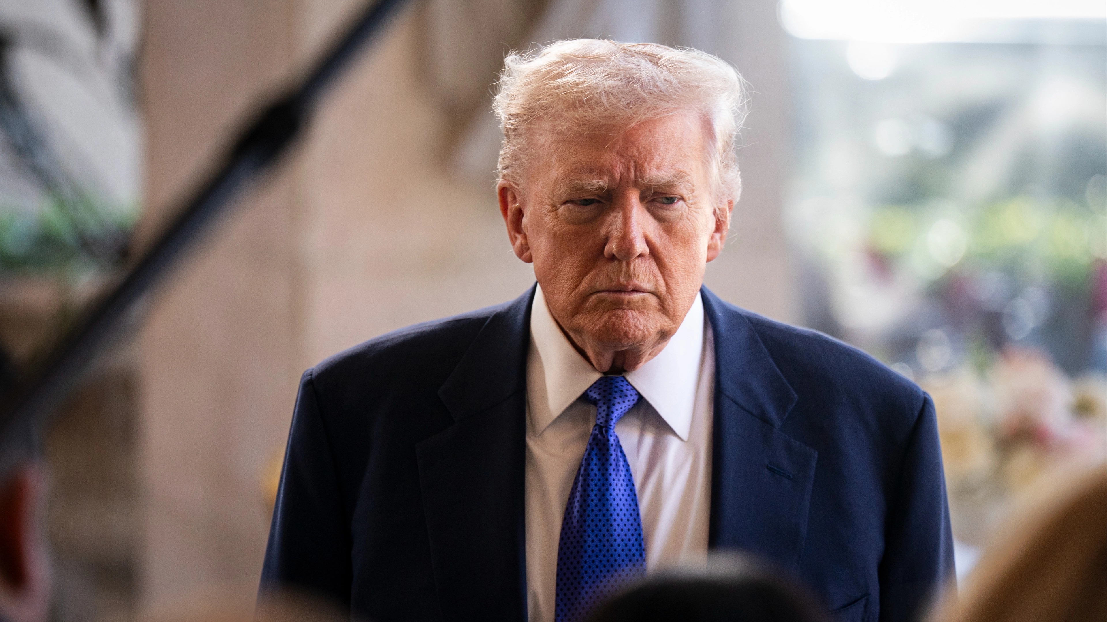 Trump makes unsettling move following Iran tensions, escalating war fears