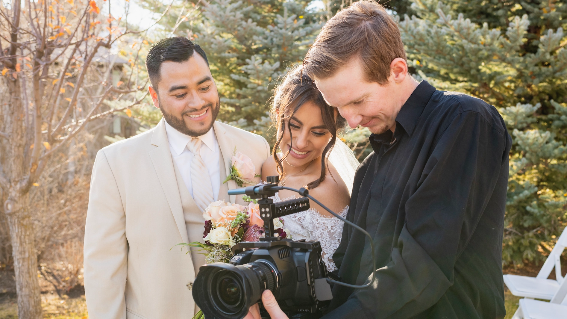 Wedding photographer deletes couple’s photos after not being given any food