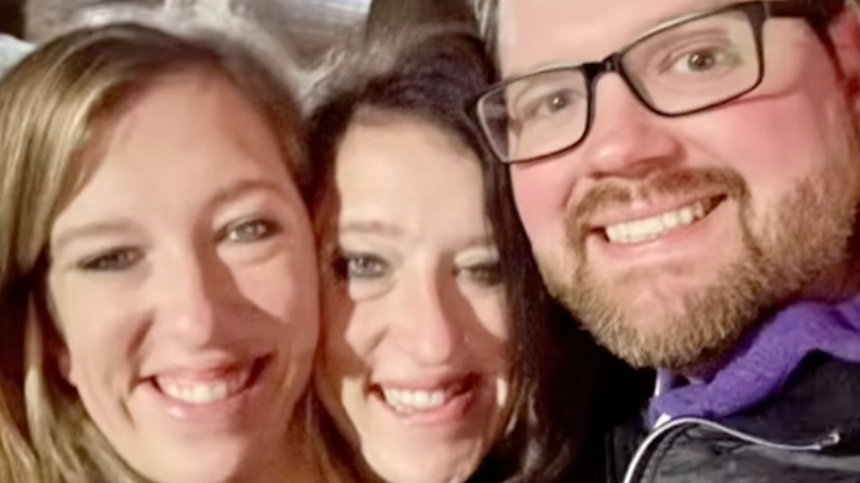 Conjoined twins Brittany and Abby Hensel’s response to photo with newborn baby has everyone making same comment