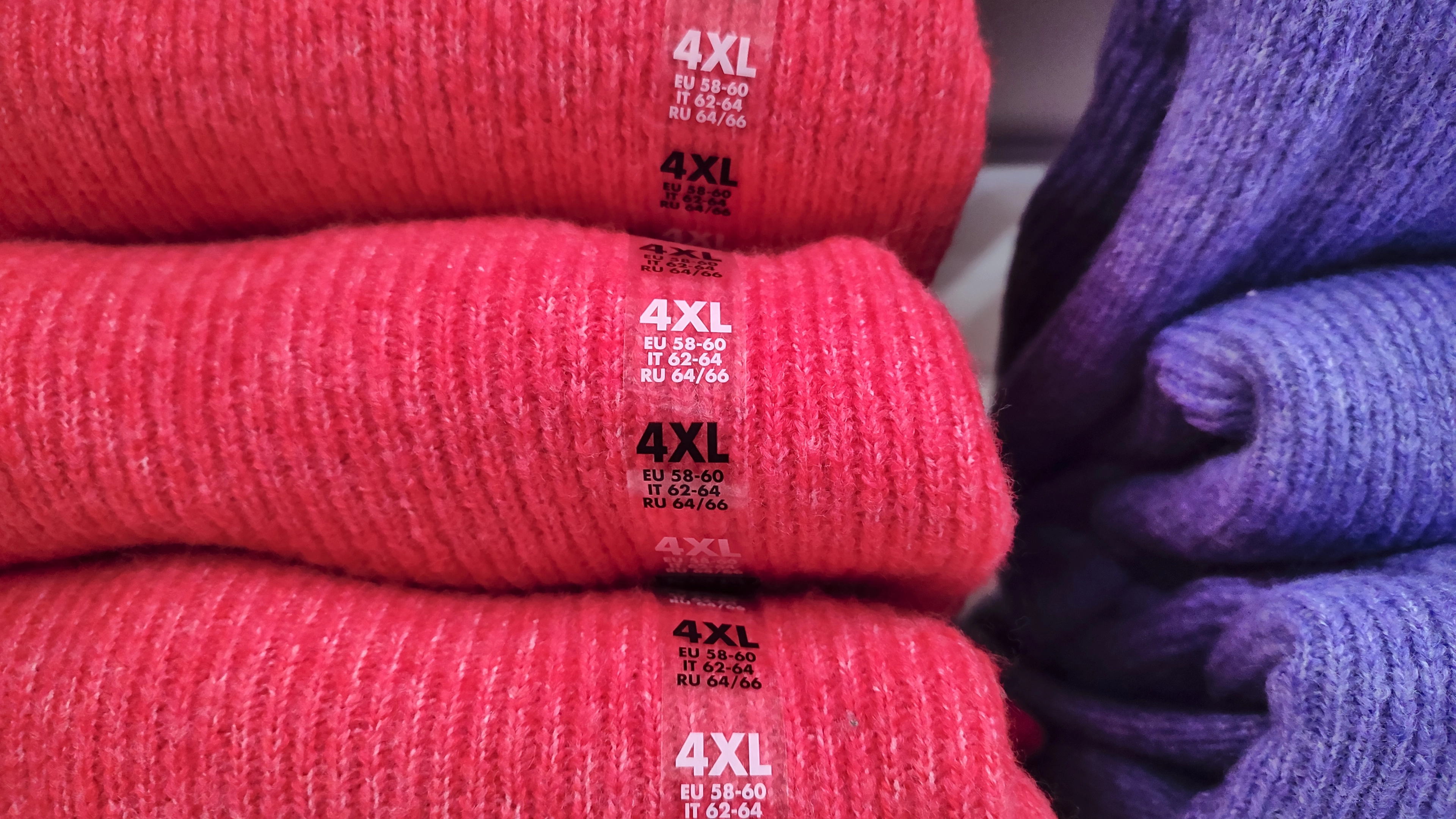 Popular clothing brand accused of 'fatphobia' following 4XL decision