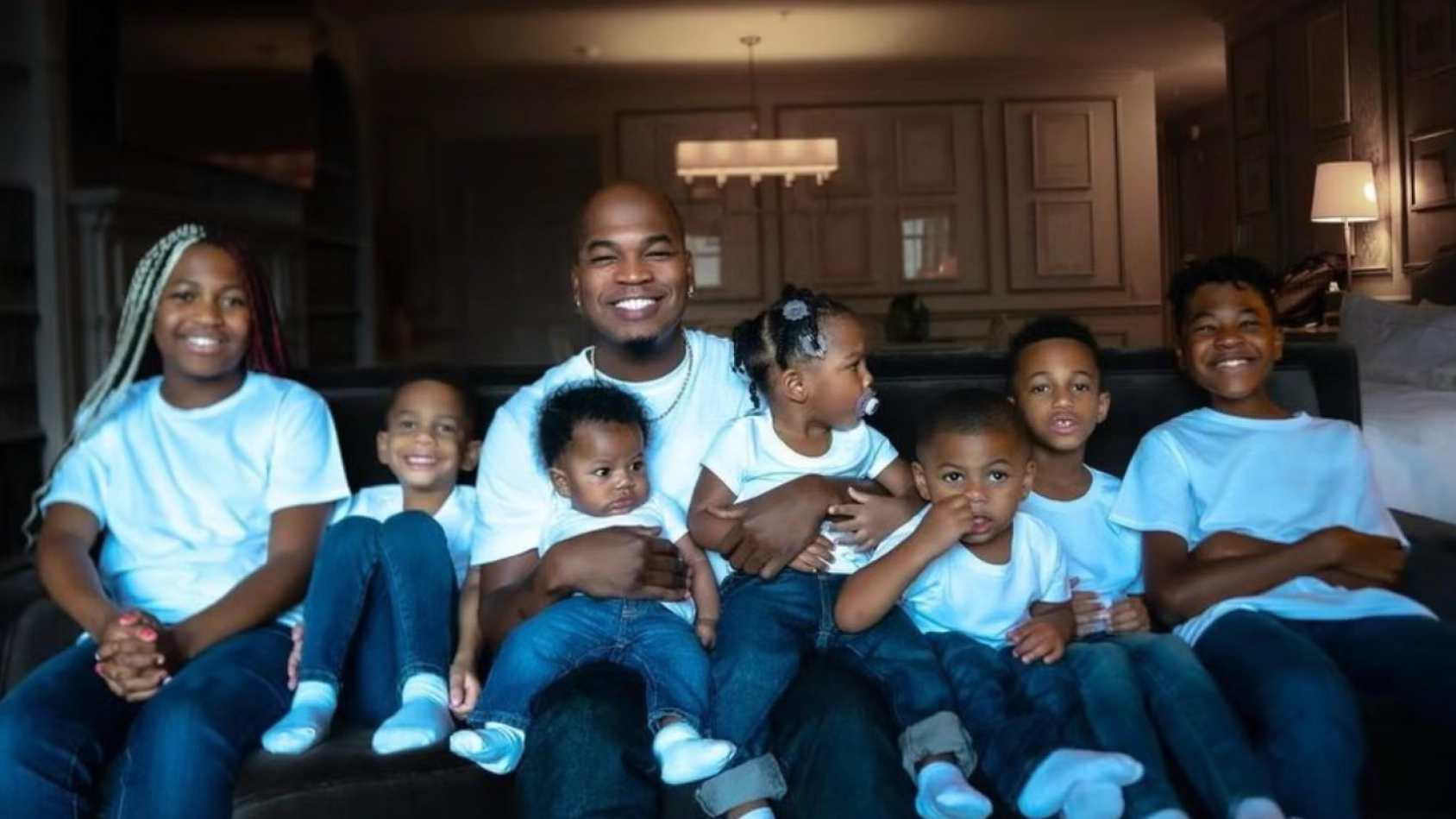 Ne-Yo reveals how he told his seven kids about his polyamorous relationships with four women
