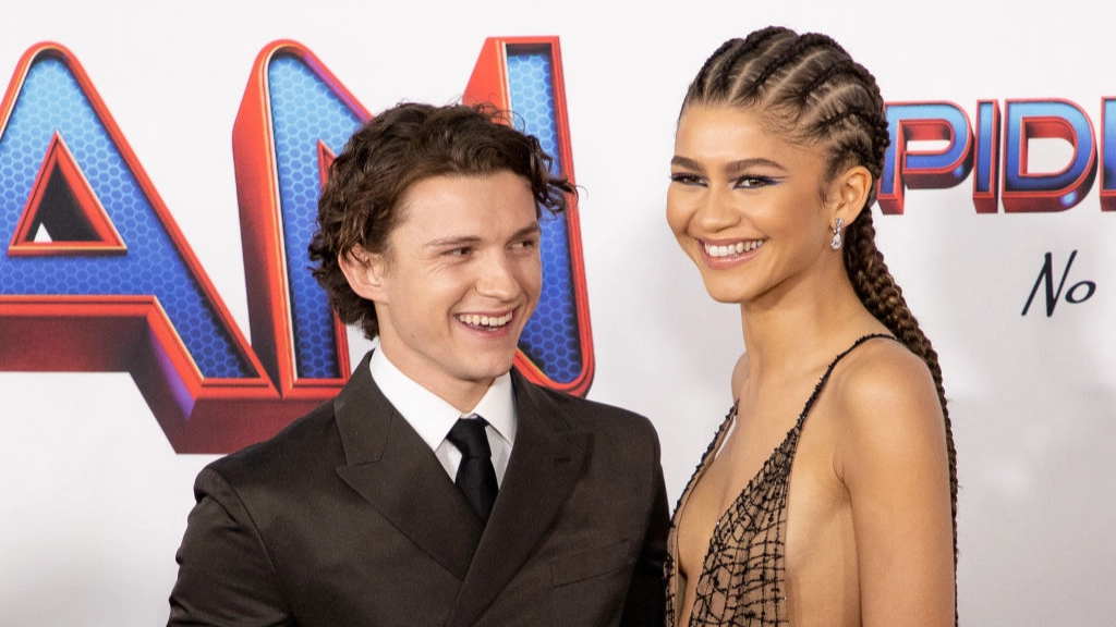 Tom Holland and Zendaya fans question how surnames will work when they get married and one response goes viral for all the right reasons
