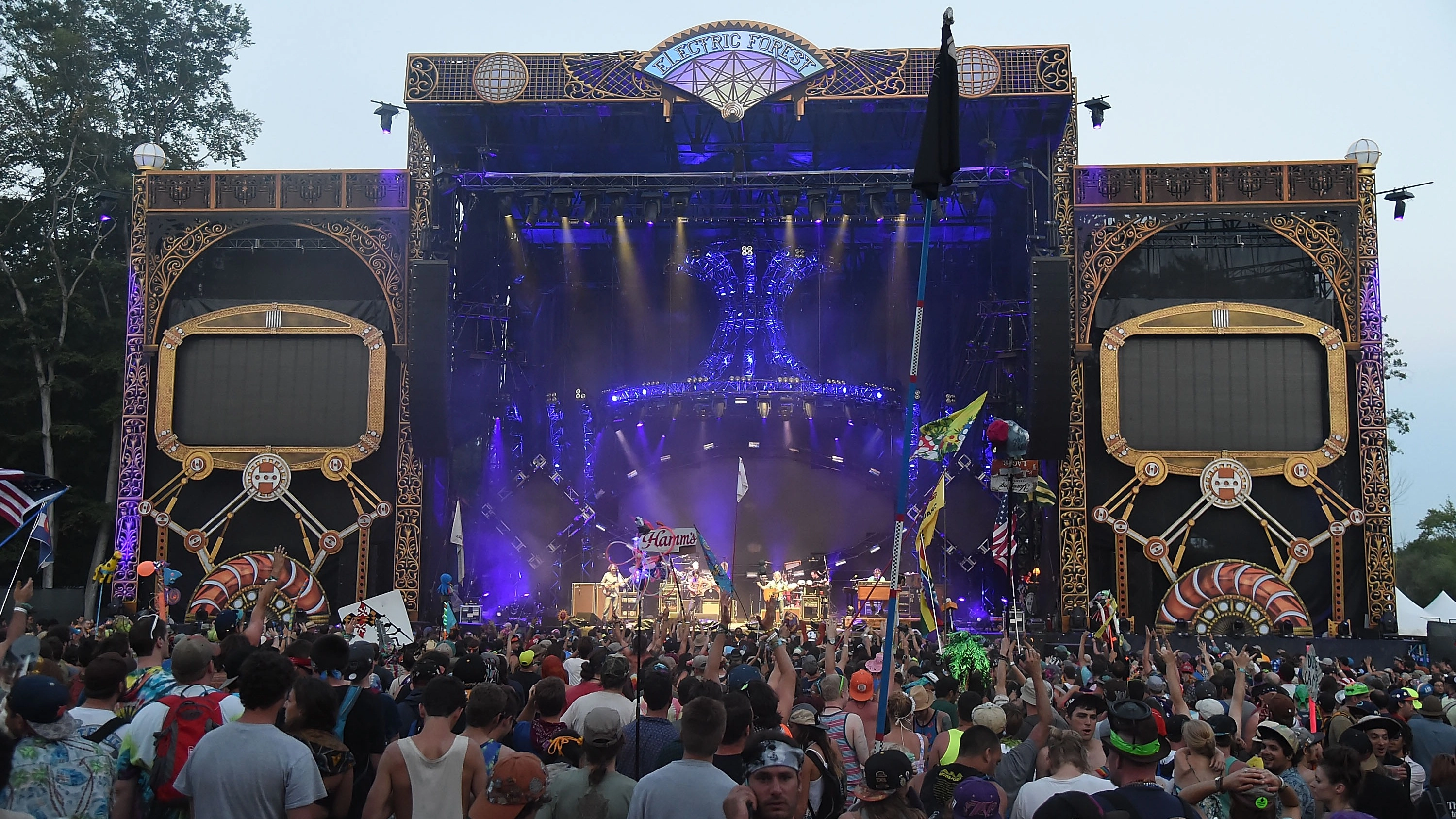 Newborn baby found dead in toilet at Electric Forest festival as police share investigation update