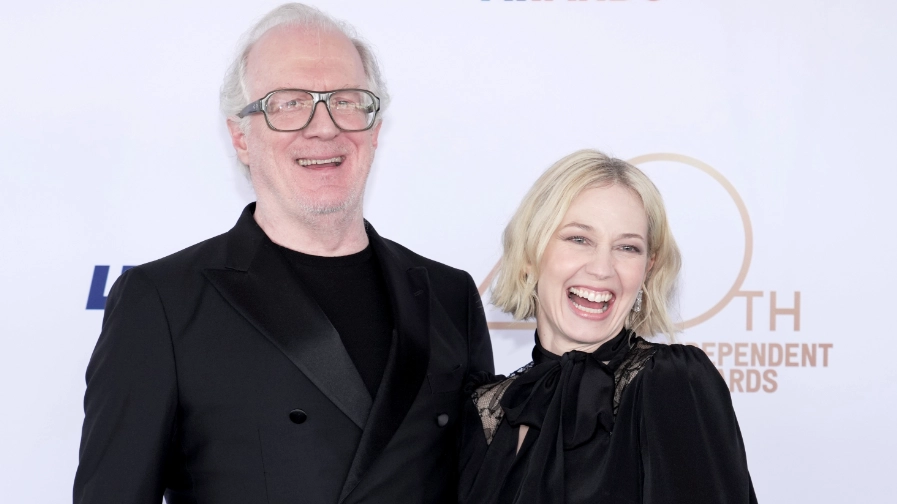 White Lotus star Carrie Coon forced to address ‘open relationship’ rumours with husband