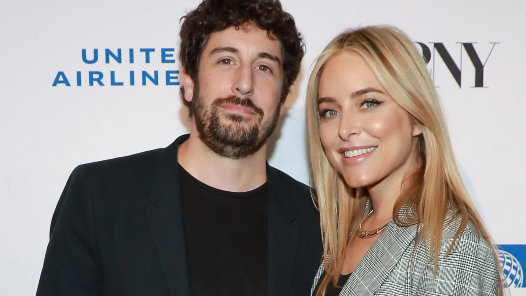 Jason Biggs' ex Jenny Mollen says she wants her sons to marry women with 'dead mothers' in 'mind f**k' boy mom essay