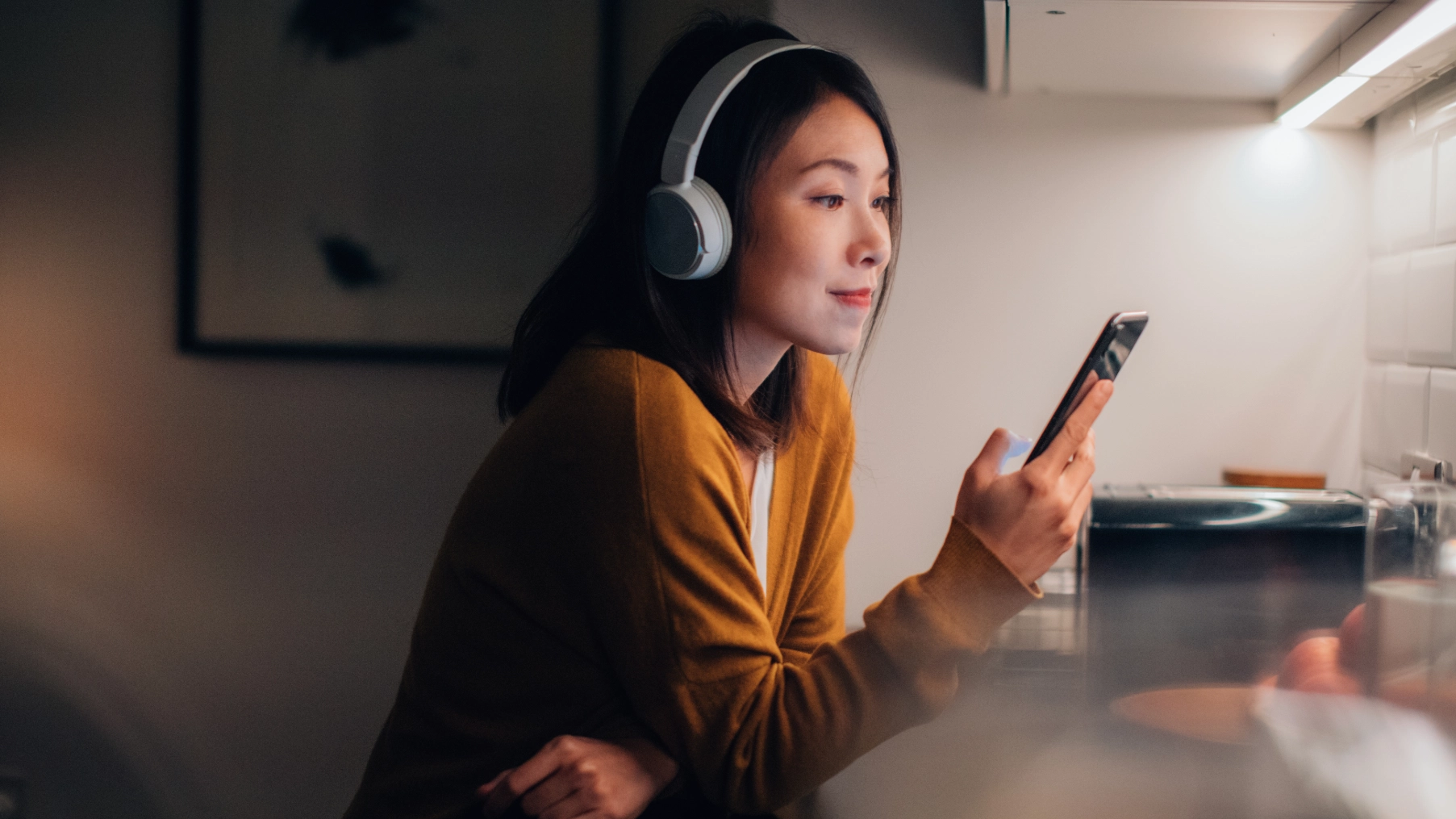 Doctors have warning for anyone who wears noise-cancelling headphones