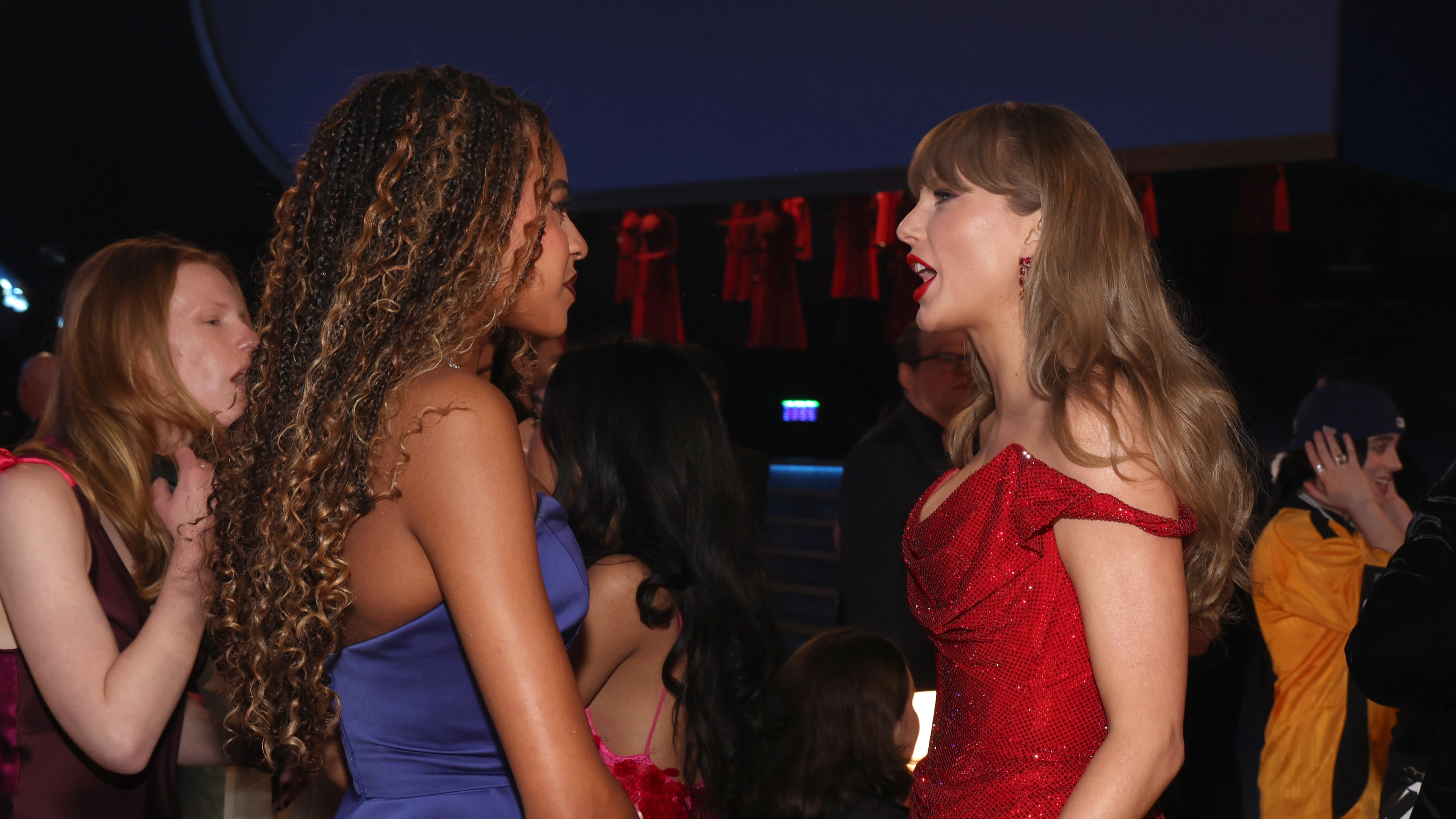 Lip reader reveals what Taylor Swift said to Beyoncé’s daughter Blue Ivy following iconic Grammys win