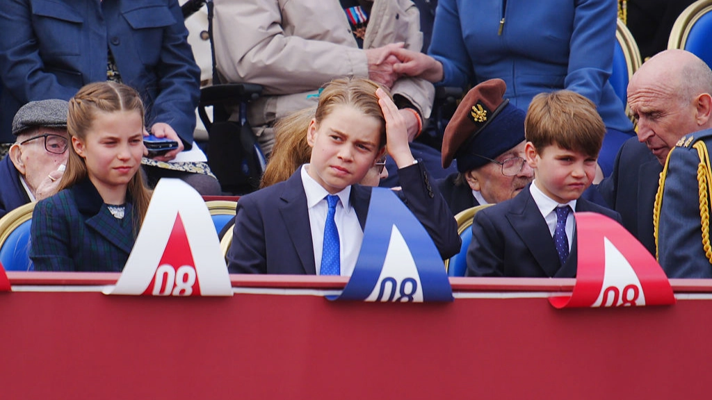 Prince Louis’ iconic reaction to Prince George fixing his hair during rare public appearance leaves people in stitches