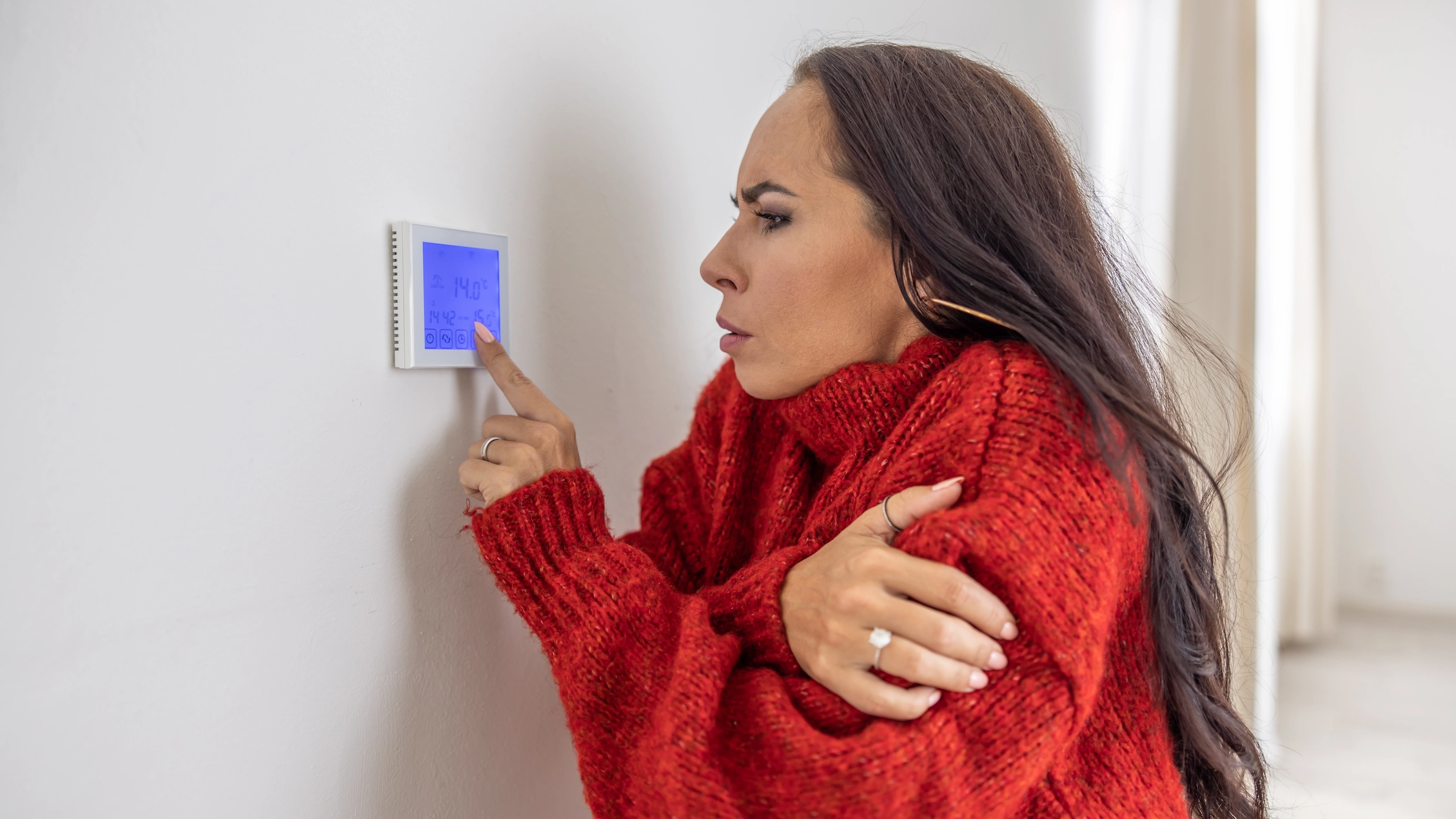 Anyone who's 'always cold' issued warning - as it could be sign of serious condition