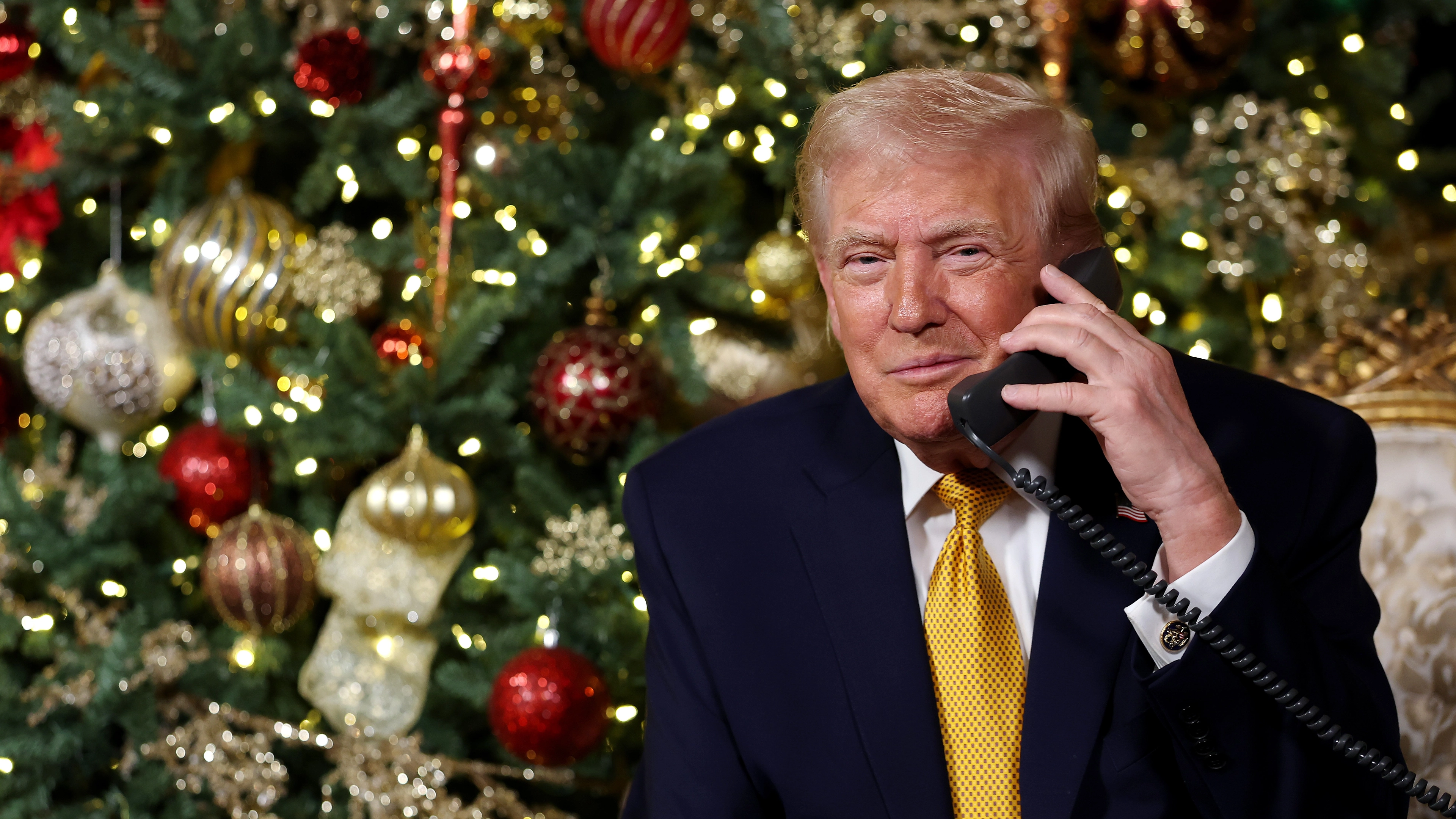 Trump bans two Brits from entering US over opposing views