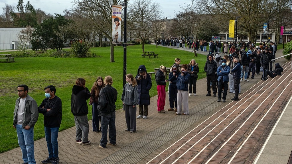 Meningitis outbreak declared ‘national incident’ as cases rise to 20