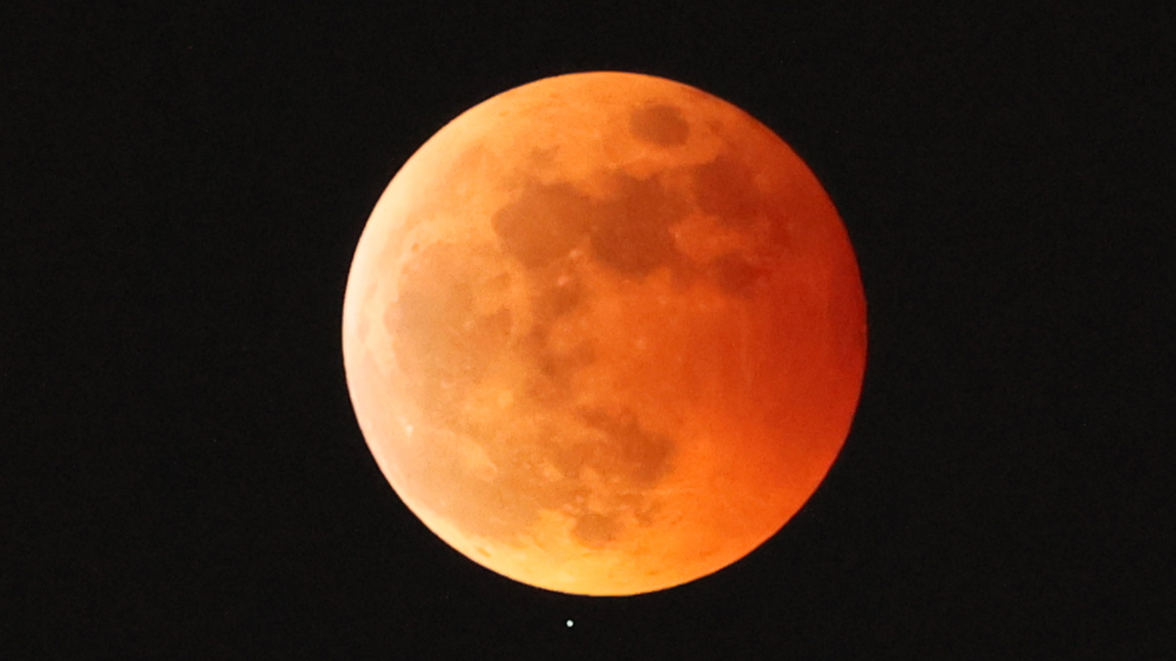 Eerie rare ‘blood moon’ will be visible this week but you’ll have to set an alarm