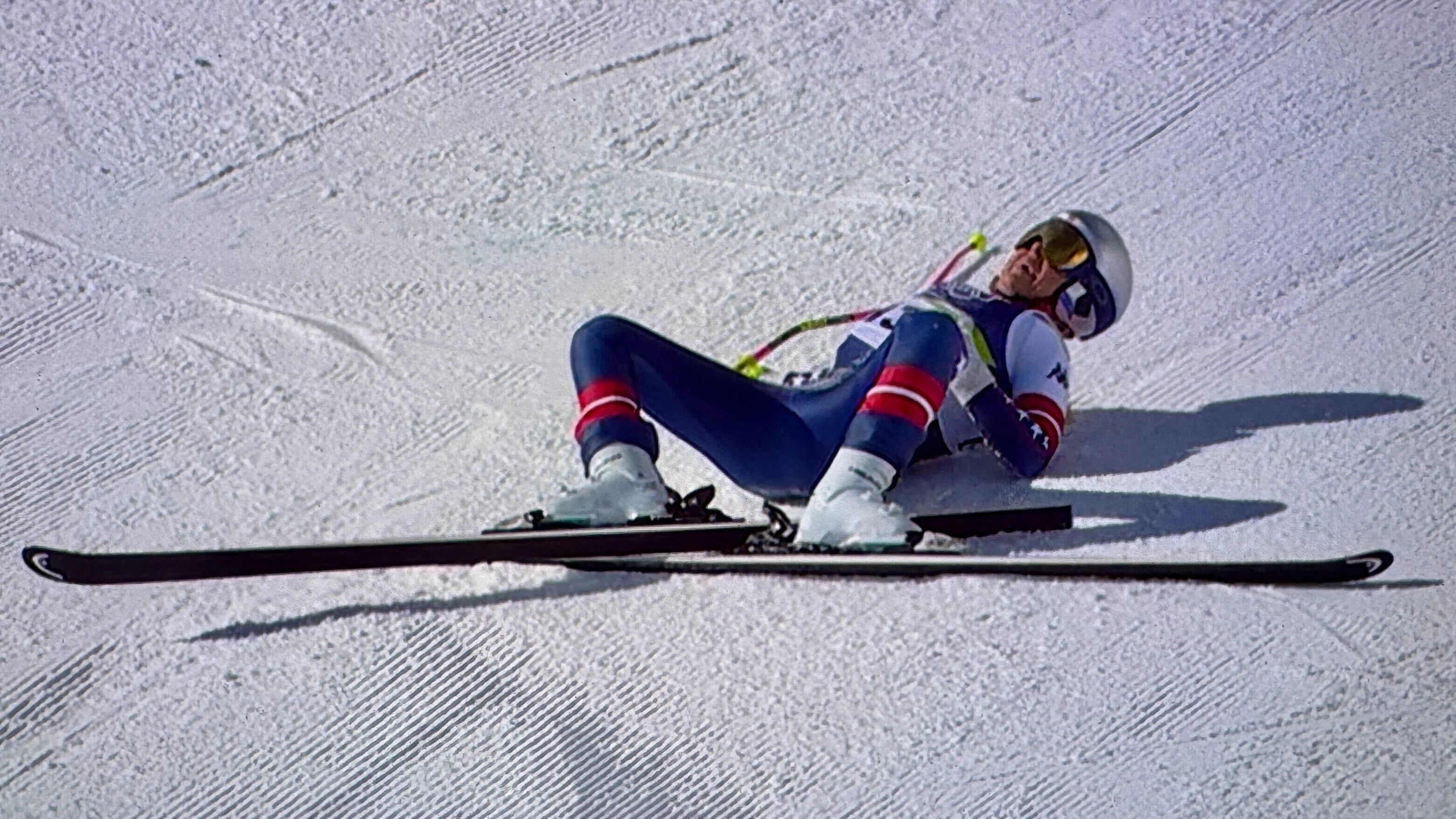 Olympian Lindsey Vonn shares how doctor ‘saved her’ after horror crash as she details injuries