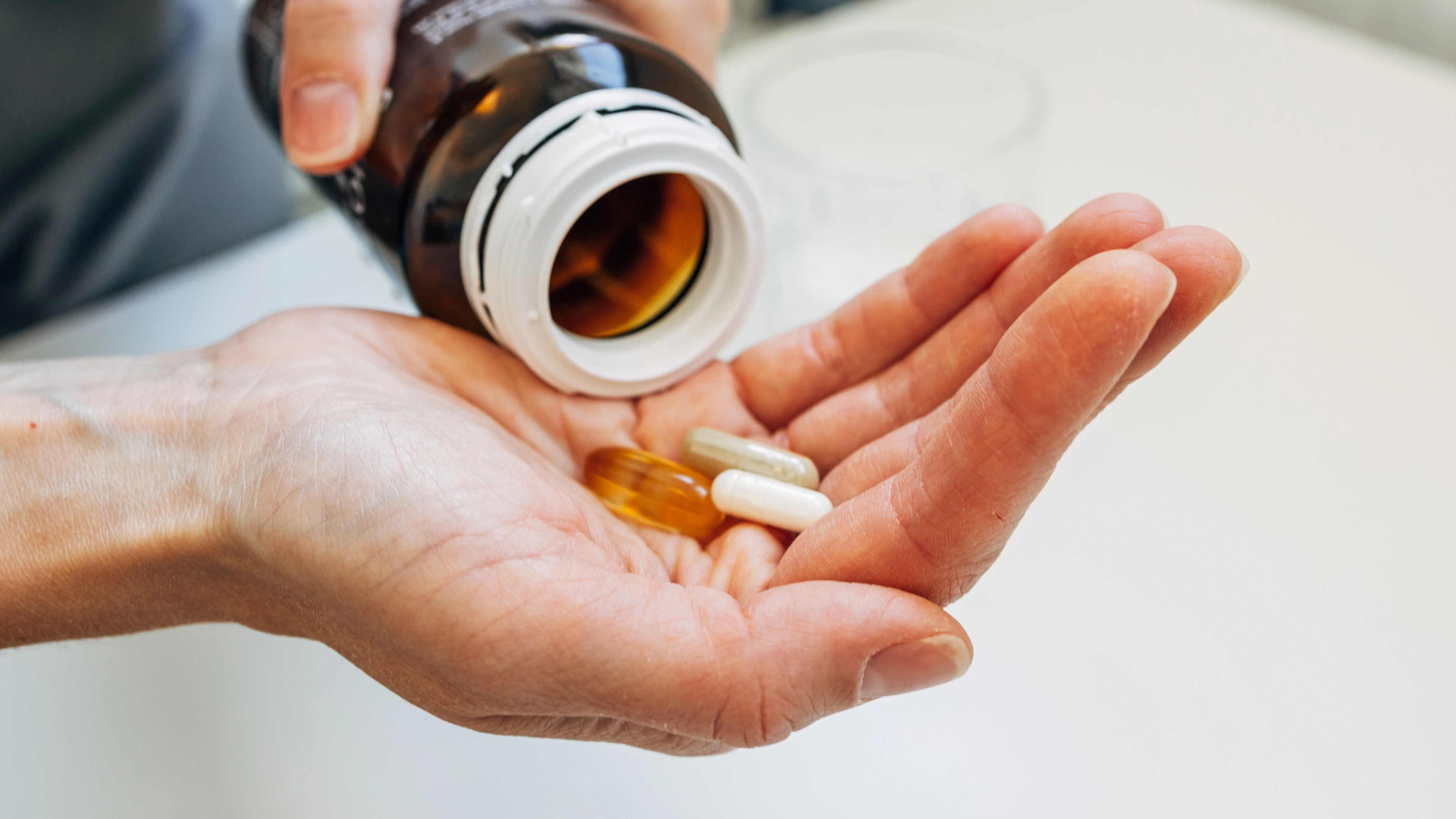 Why you should never take these supplements together at the same time