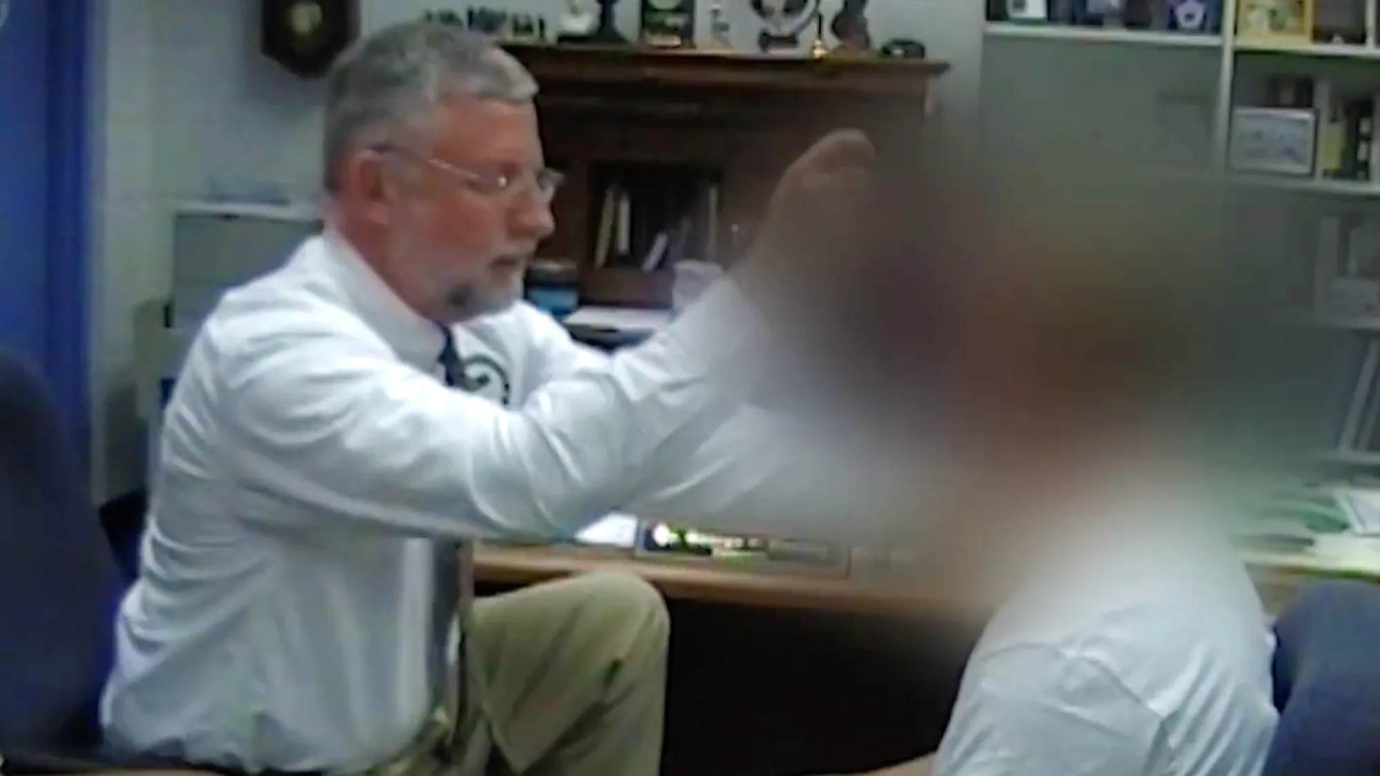 Three students died after being hypnotised by teacher - he insisted he's innocent