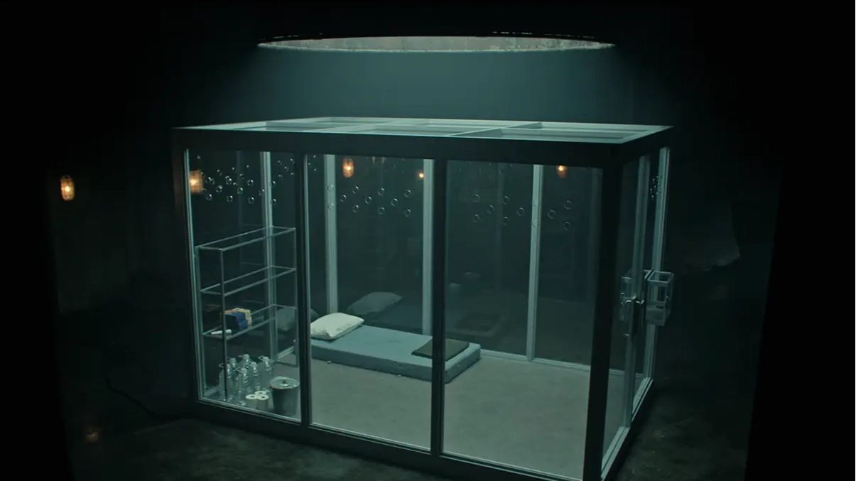 Gossip Girl fans go wild after realising where Joe Goldberg’s eerie cage has been used before