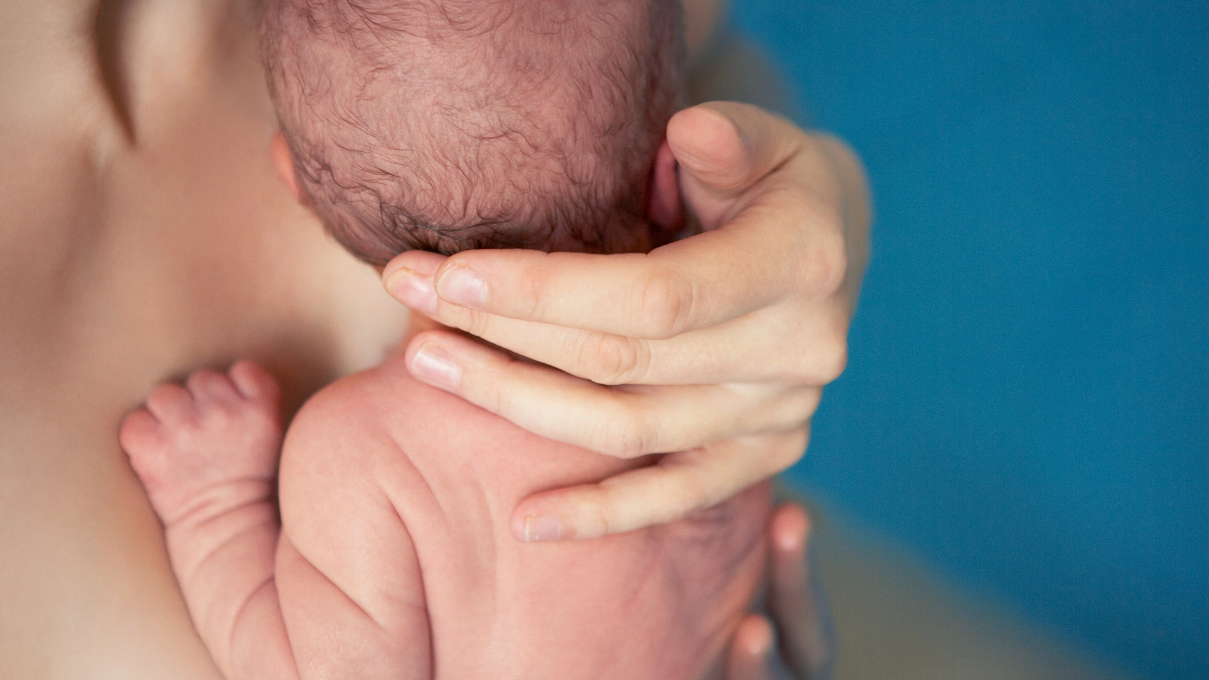 Newborn dies after mum uses 'home-birthing' pool she'd seen online