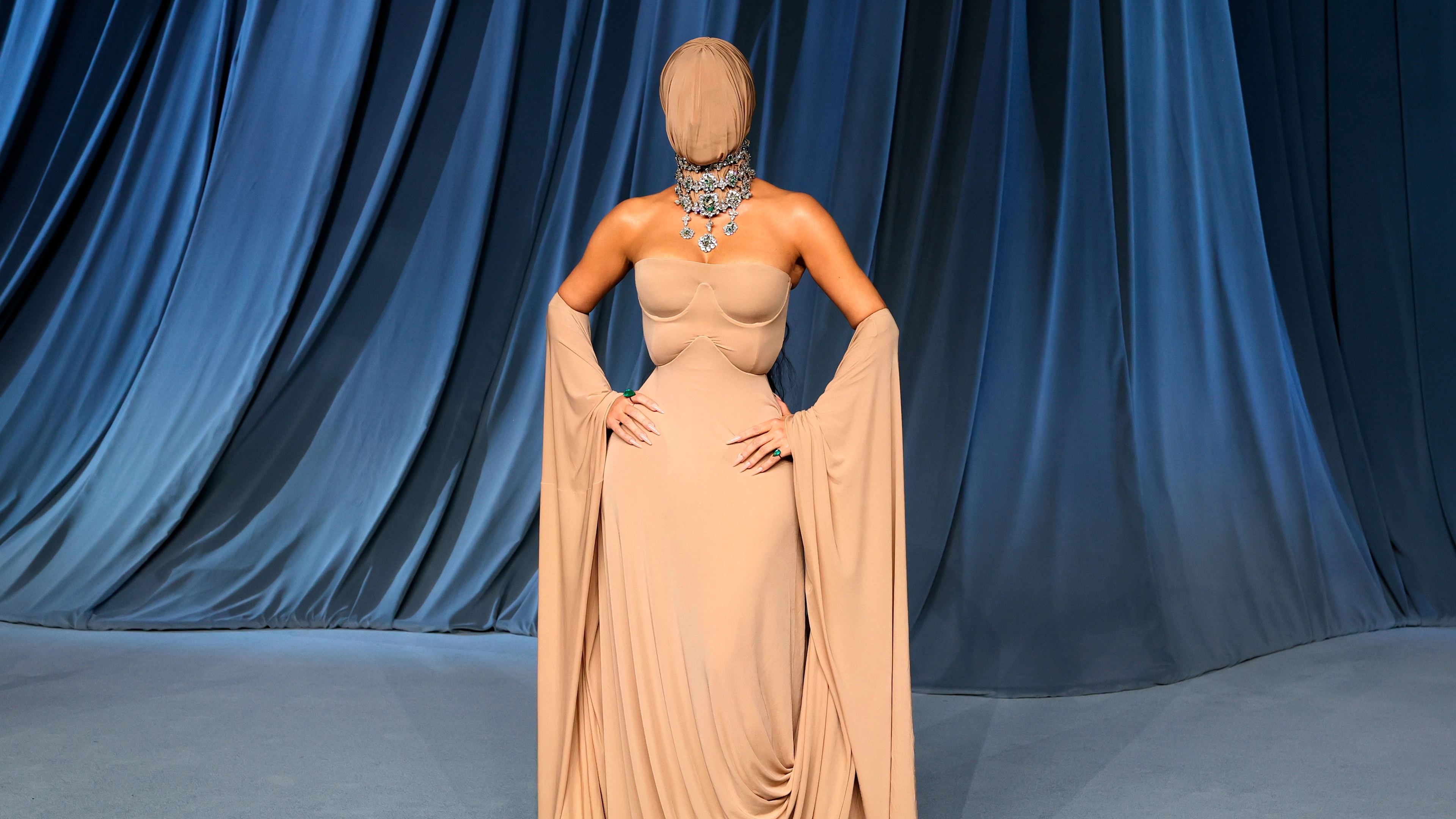 Kim Kardashian sparks Louvre heist conspiracy theory after latest look sparks concern