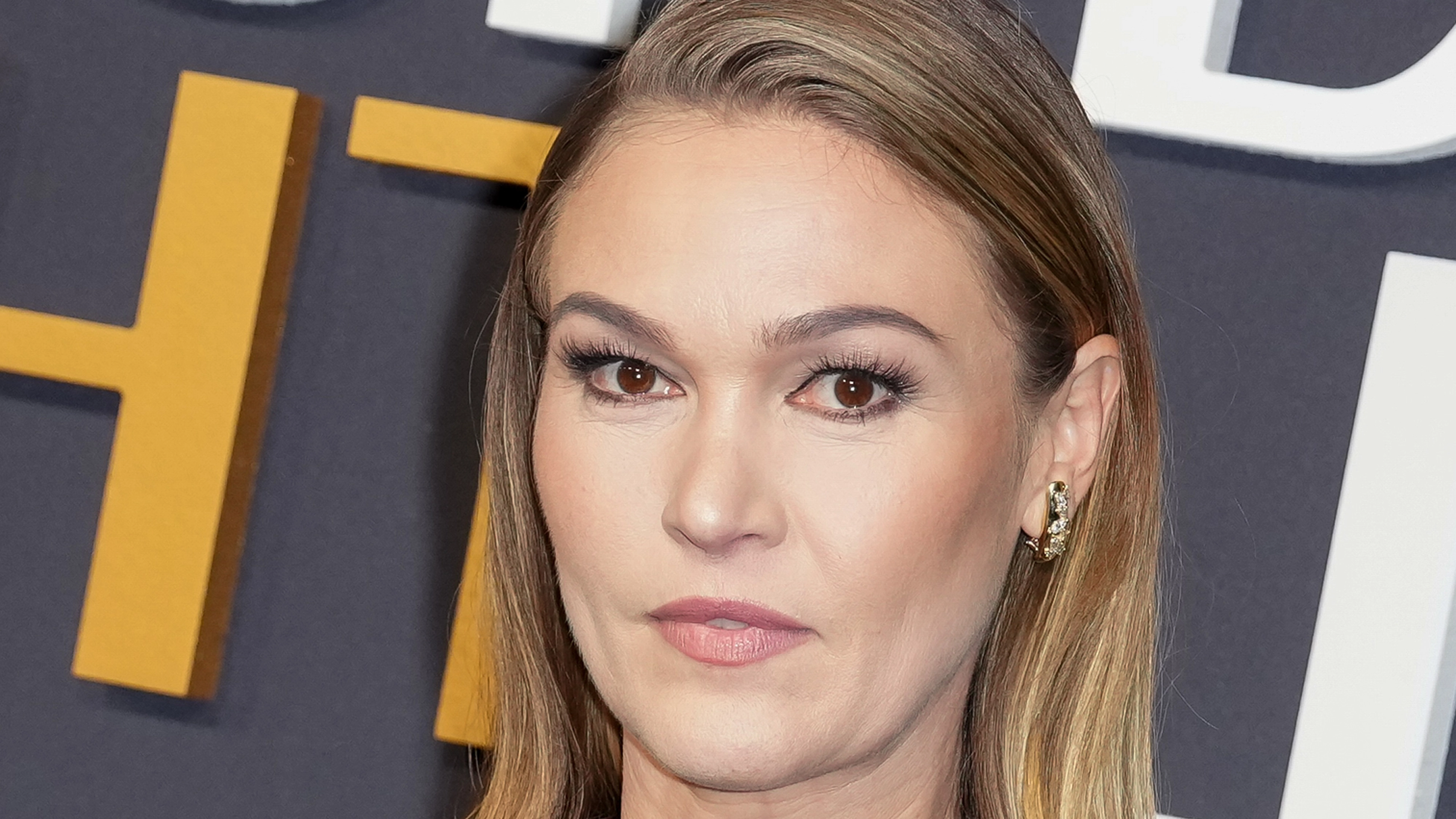Julia Stiles in tears as she honours Heath Ledger with emotional Dancing with the Stars tribute