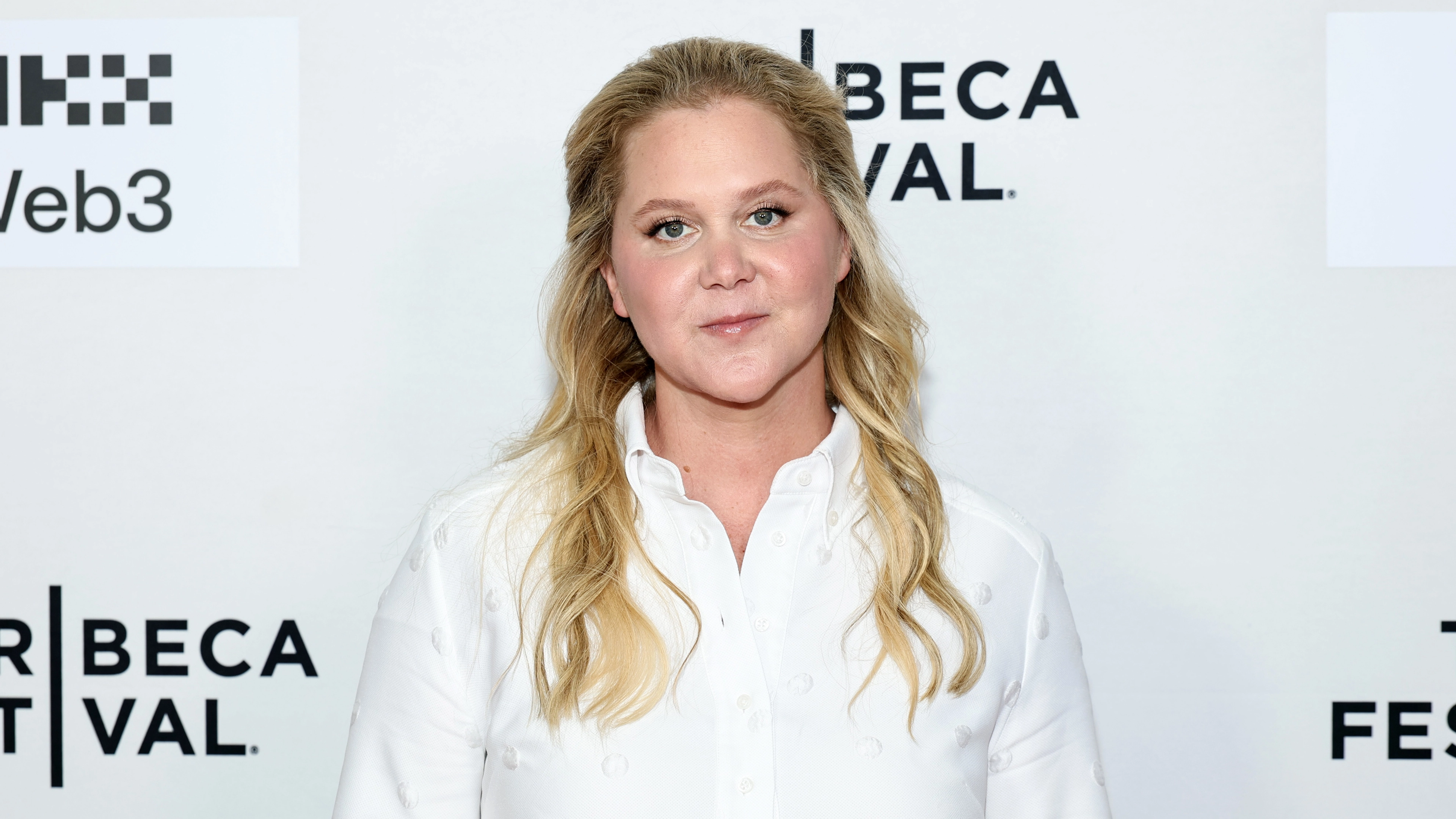 Amy Schumer speaks out on antisemitic nickname she got called at school