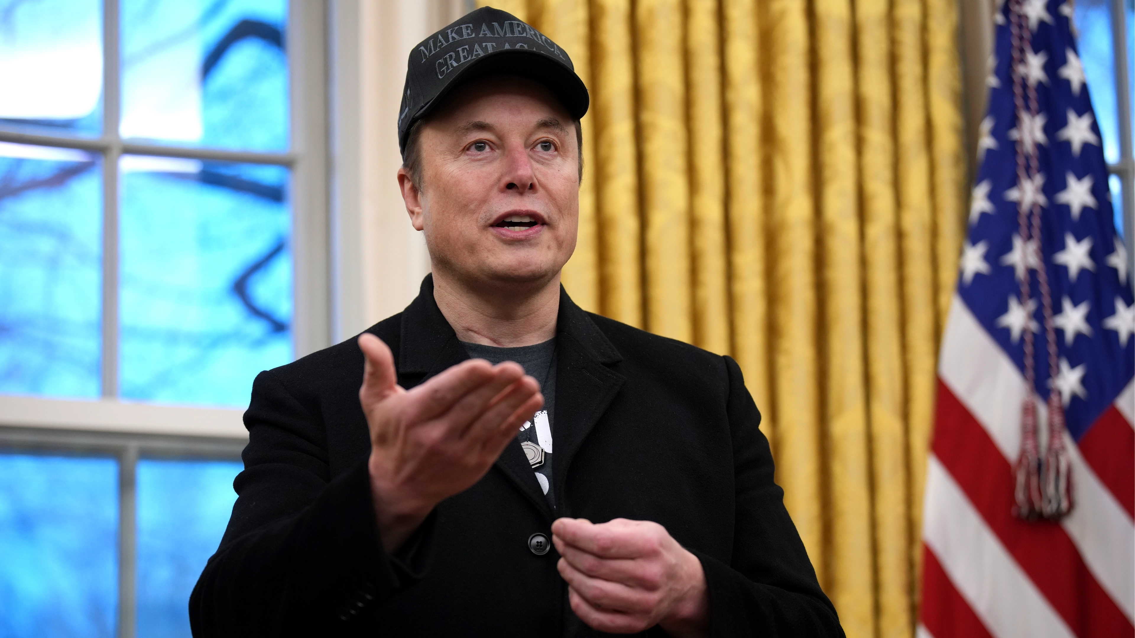 Unusual explanation given for Elon Musk's clothes following Zelenskyy backlash over similar choice