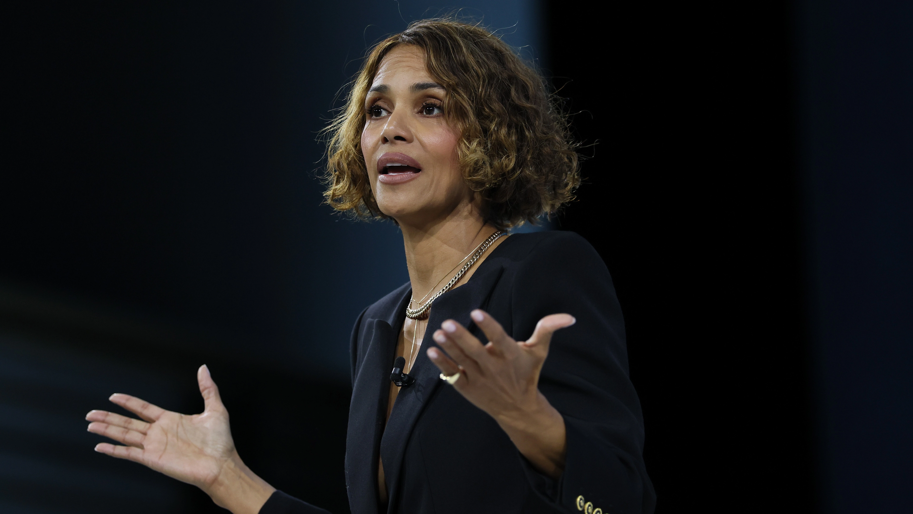 Halle Berry responds to photos shared by 13-year-old son following new ...