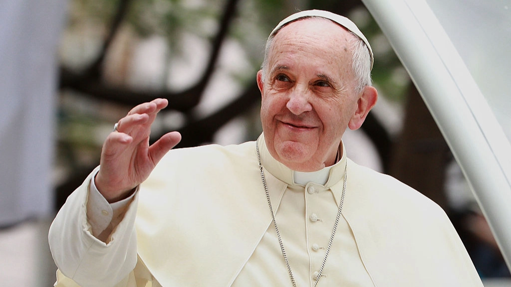 New pope elected after white smoke seen from Sistine Chapel