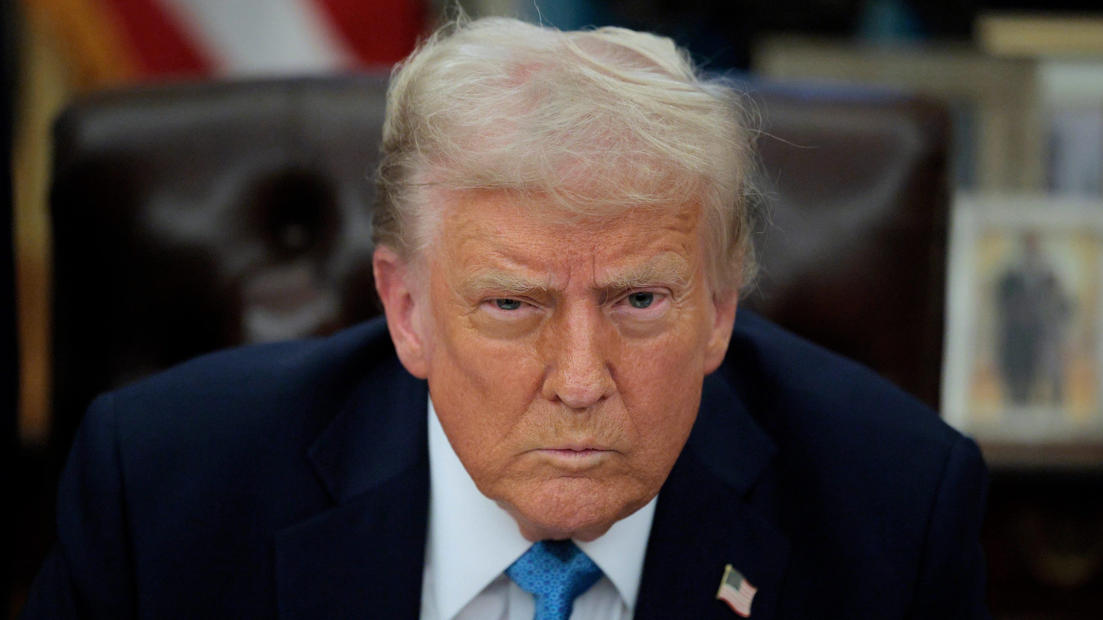 What is an authoritarian dictatorship and why Trump is being accused of it